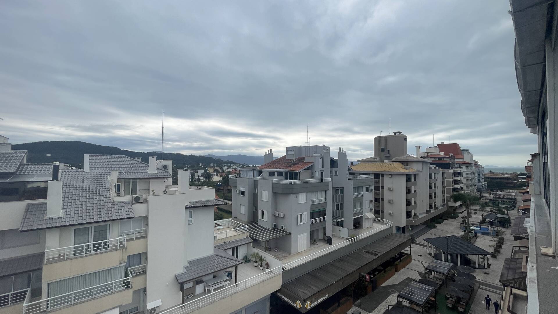 Apartamento à venda com 1 quarto, 49m² - Foto 20