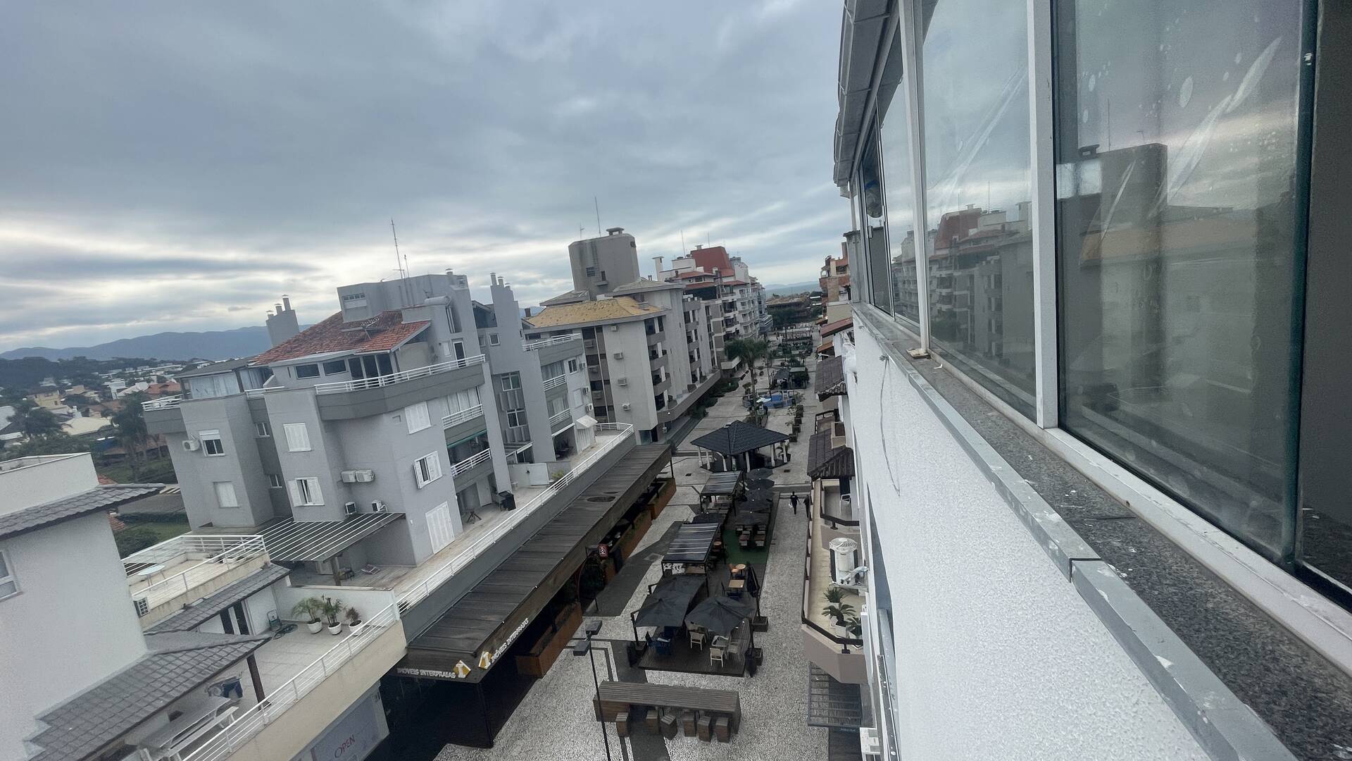 Apartamento à venda com 1 quarto, 49m² - Foto 21