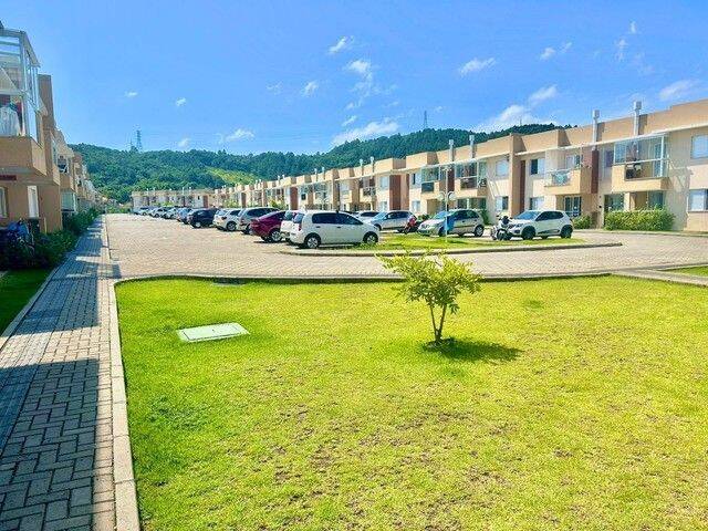 Apartamento à venda com 2 quartos, 79m² - Foto 2