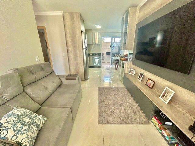 Apartamento à venda com 2 quartos, 79m² - Foto 3