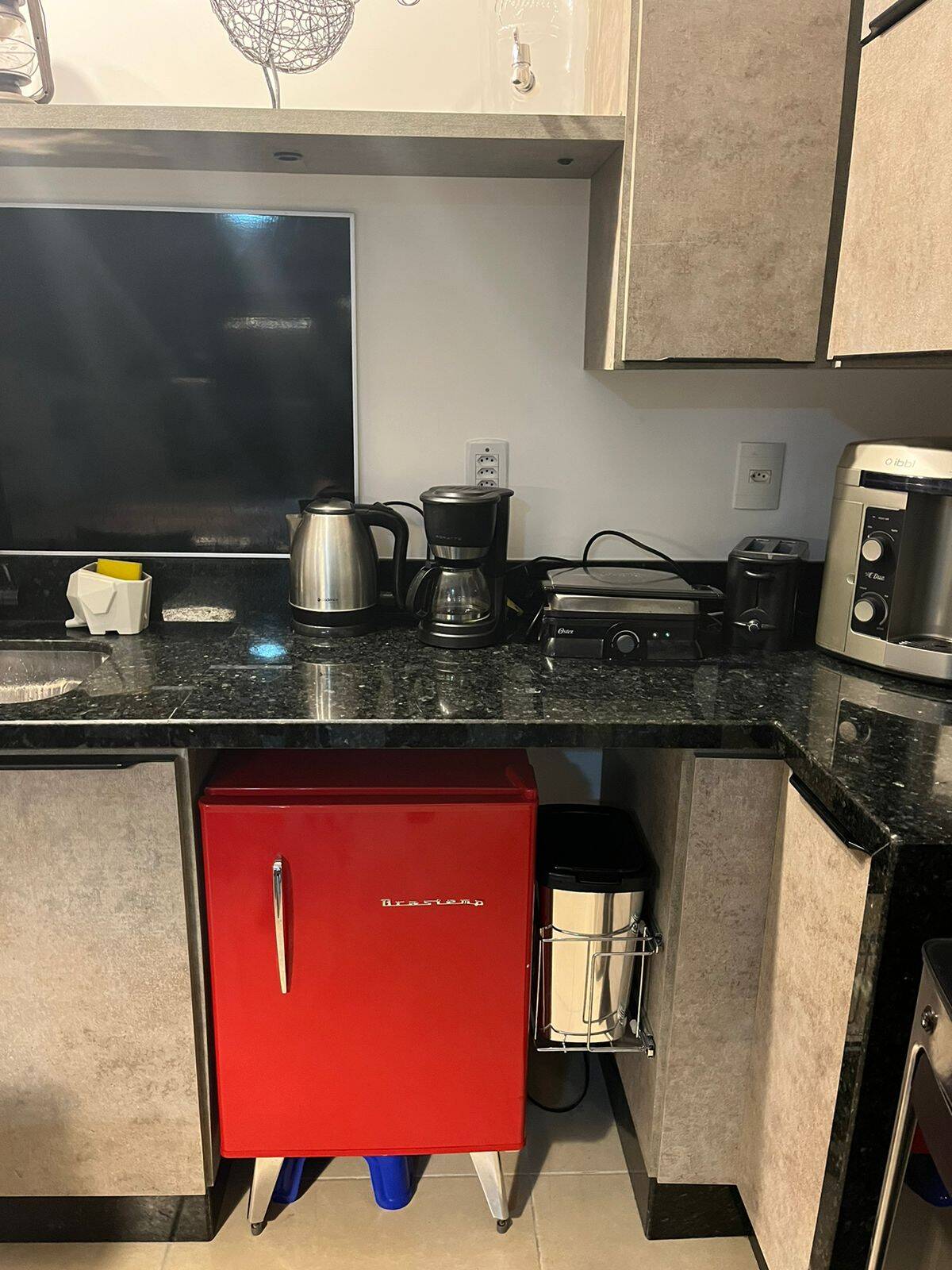 Apartamento à venda com 1 quarto, 80m² - Foto 5