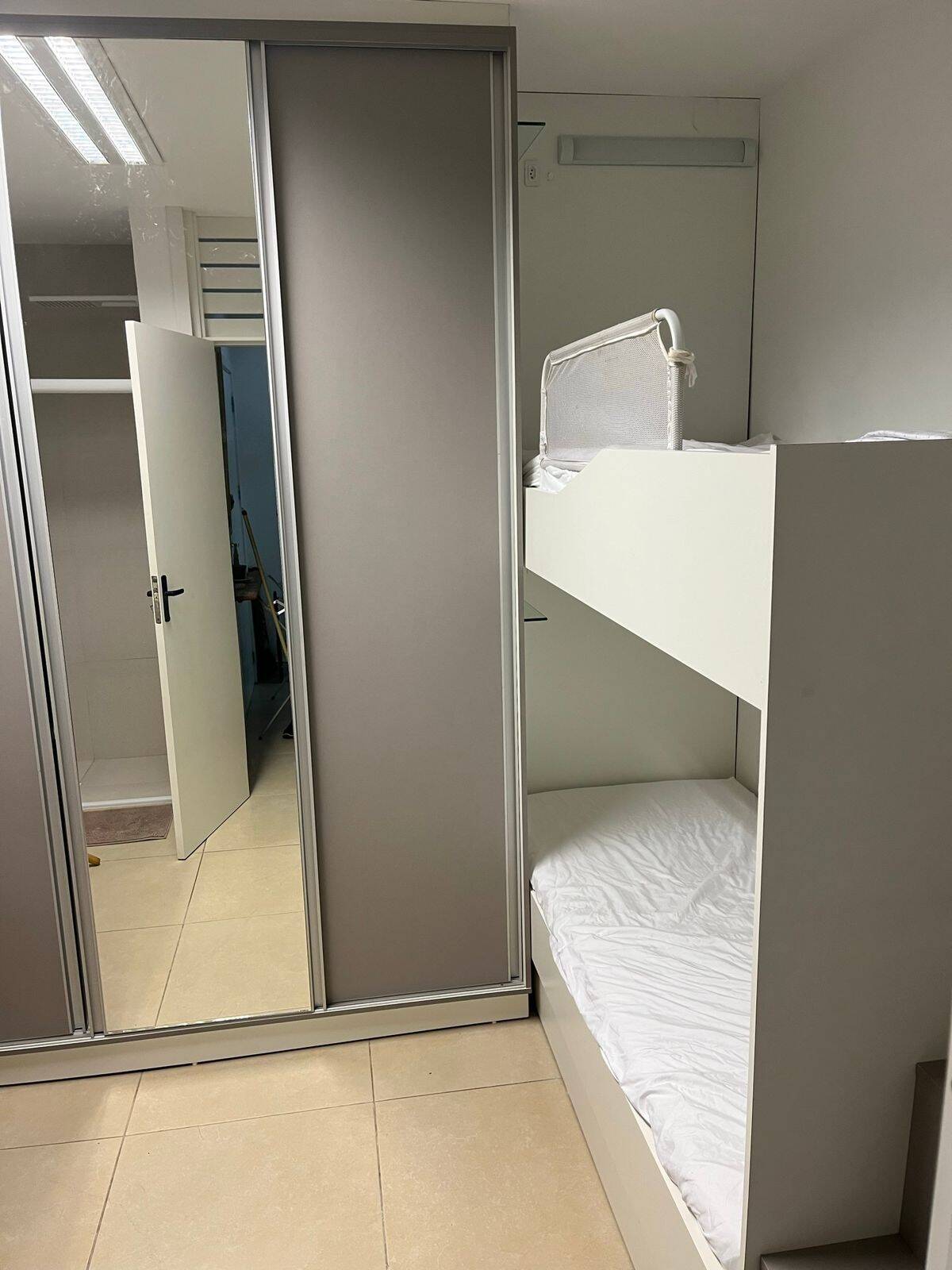 Apartamento à venda com 1 quarto, 80m² - Foto 18