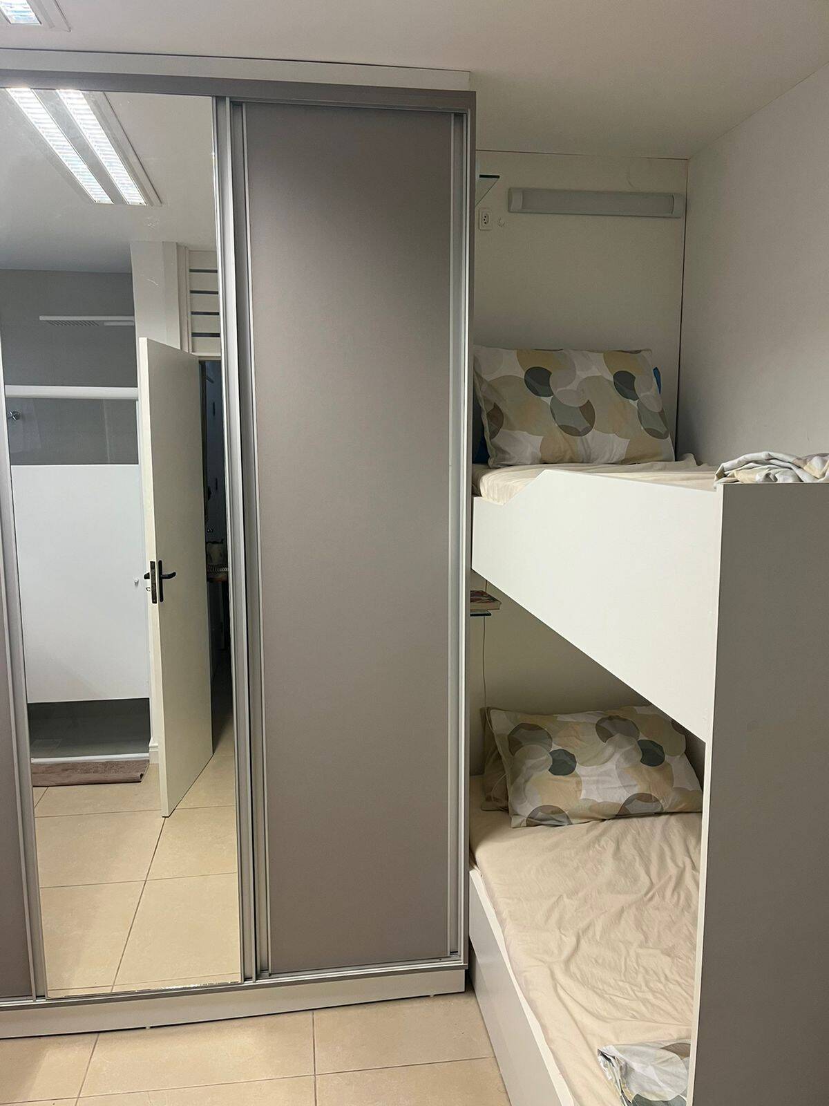 Apartamento à venda com 1 quarto, 80m² - Foto 33