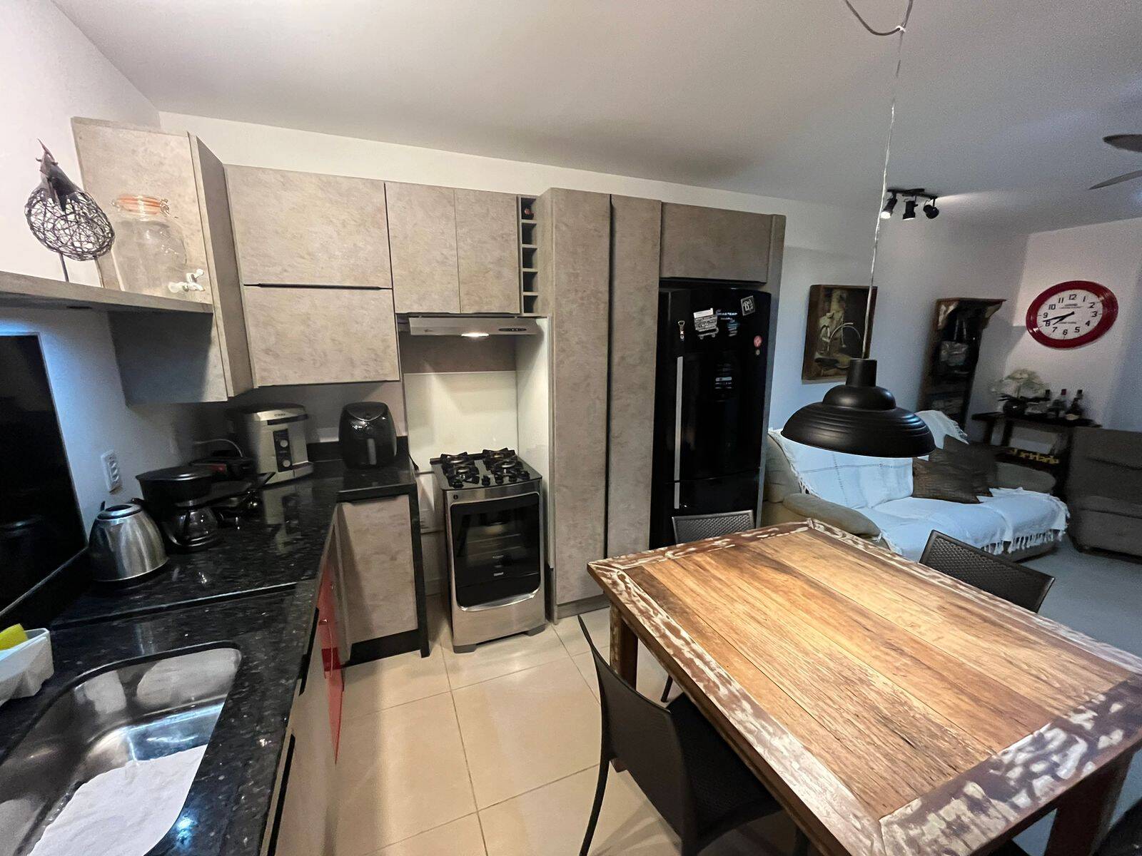 Apartamento à venda com 1 quarto, 80m² - Foto 13