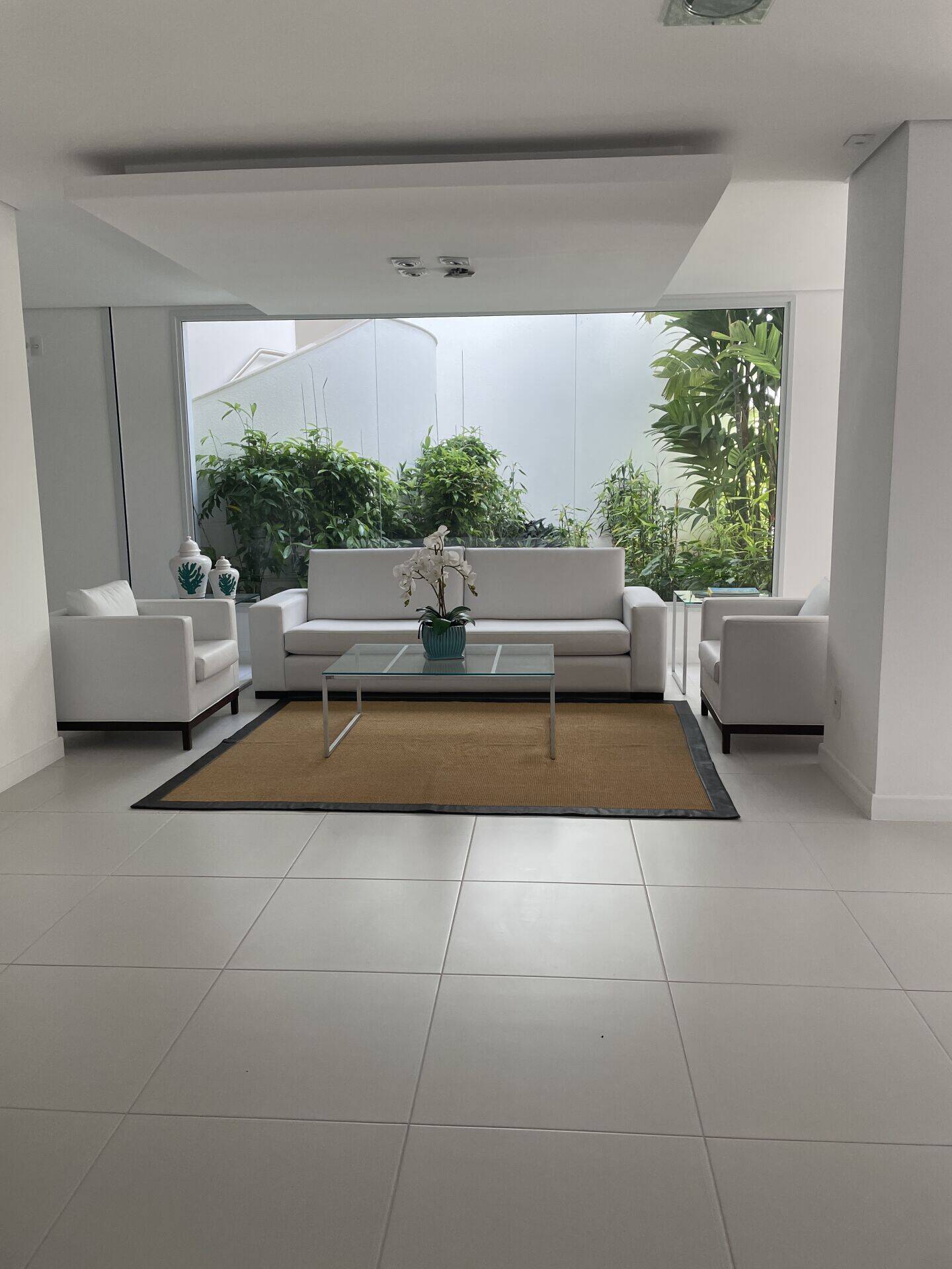 Apartamento à venda com 1 quarto, 80m² - Foto 27