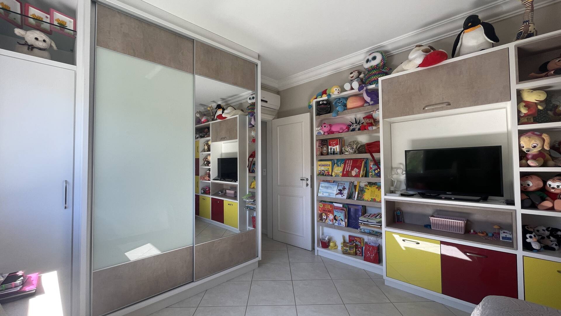 Casa de Condomínio à venda com 3 quartos, 349m² - Foto 34