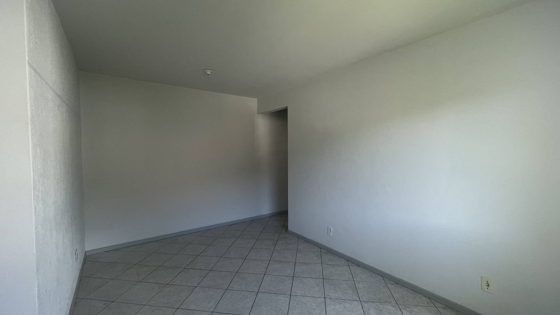 Apartamento para alugar com 2 quartos, 50m² - Foto 14