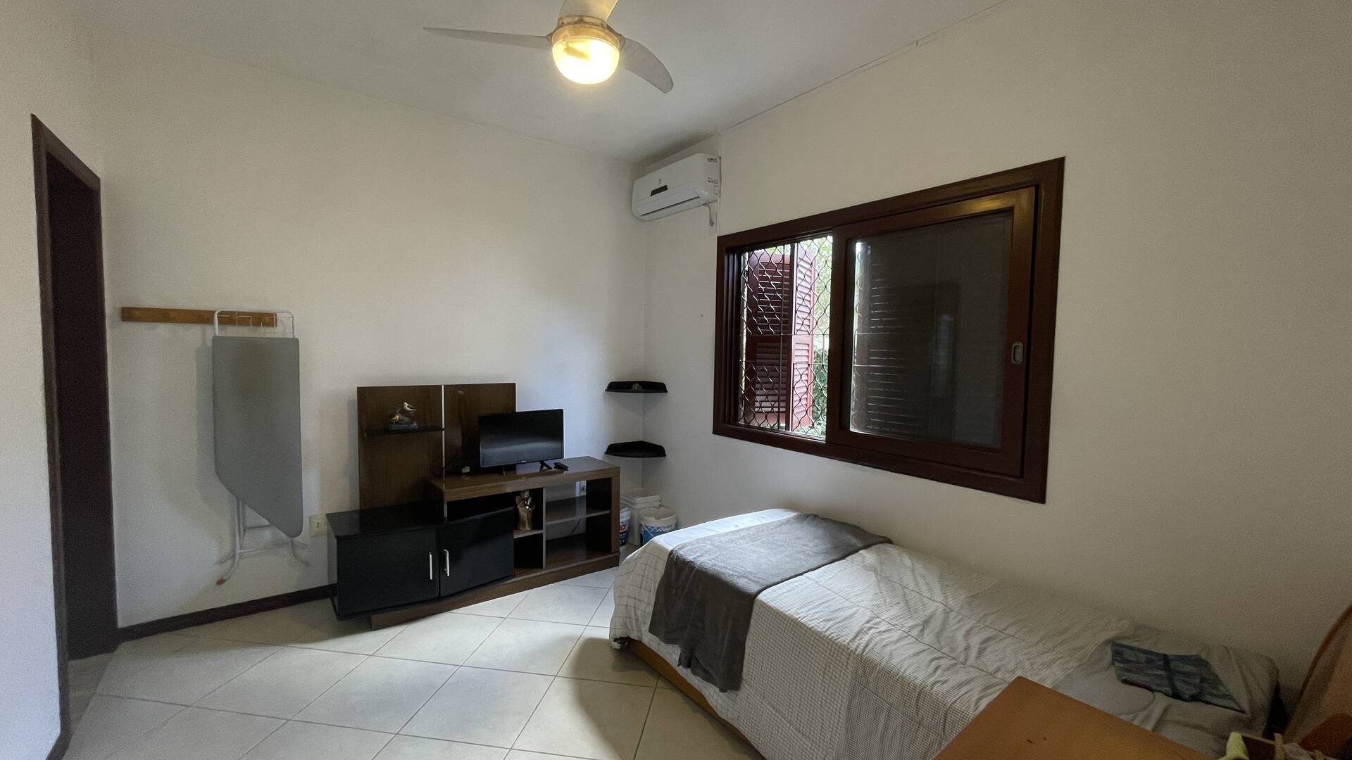 Casa à venda com 6 quartos, 548m² - Foto 25