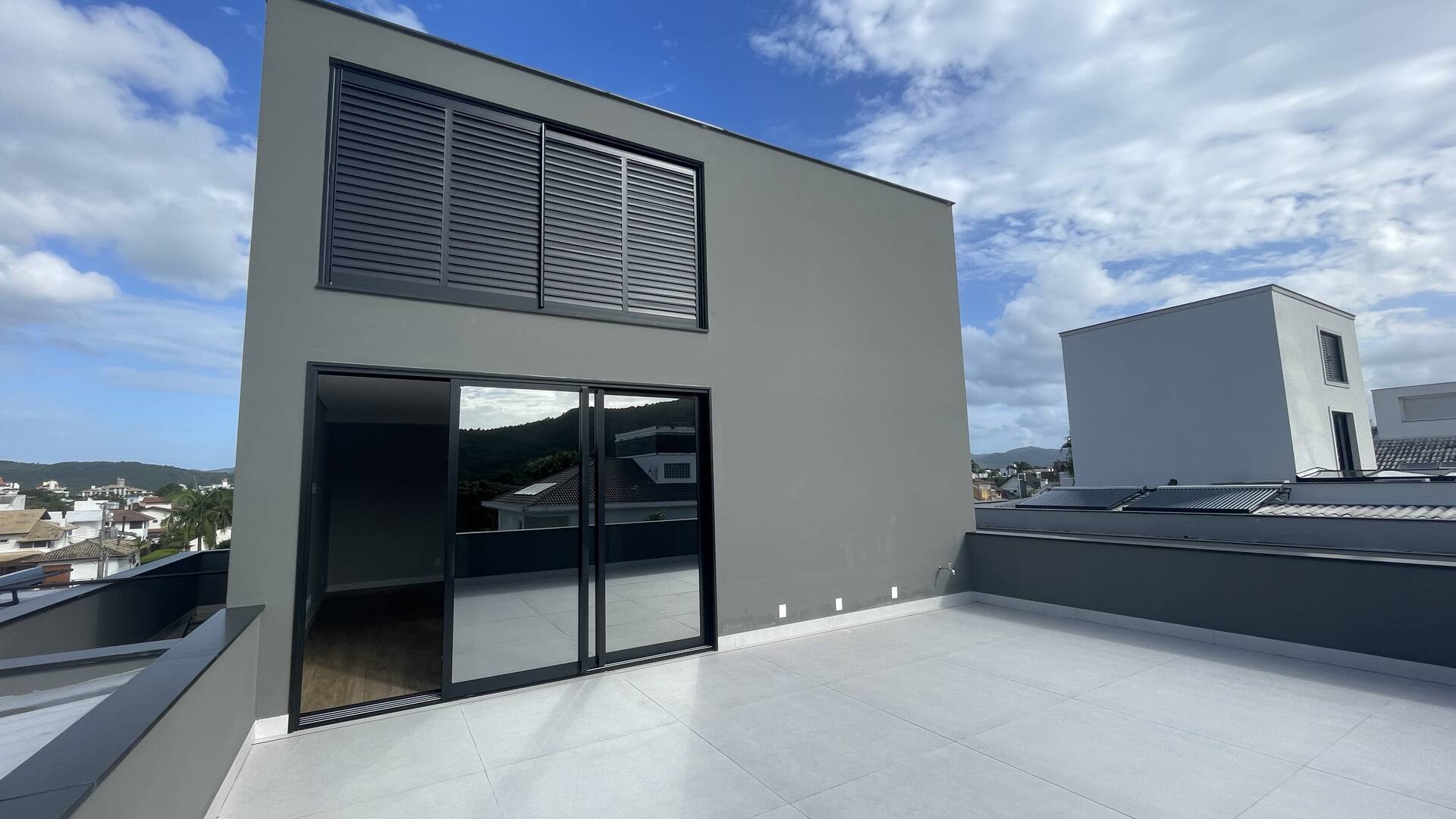 Casa à venda com 6 quartos, 1000m² - Foto 13