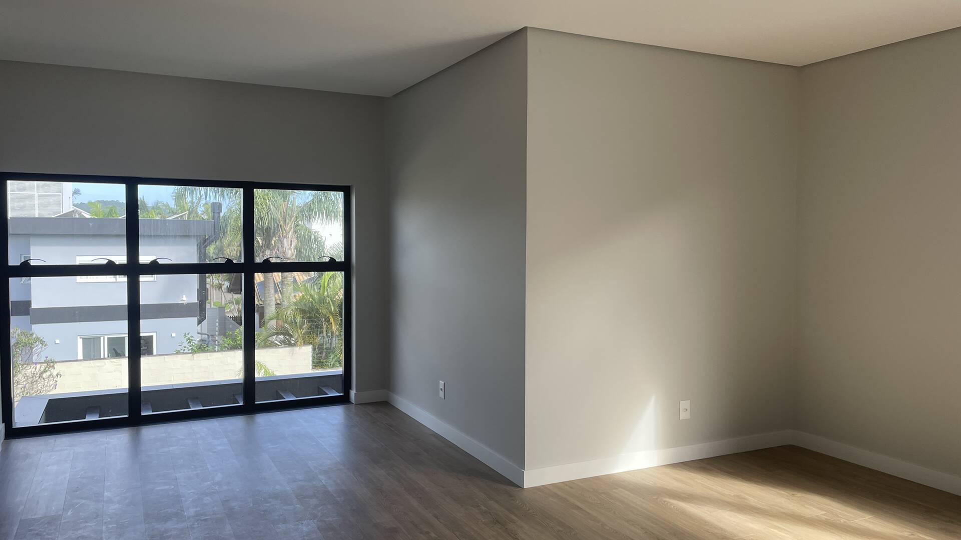 Casa à venda com 6 quartos, 1000m² - Foto 15