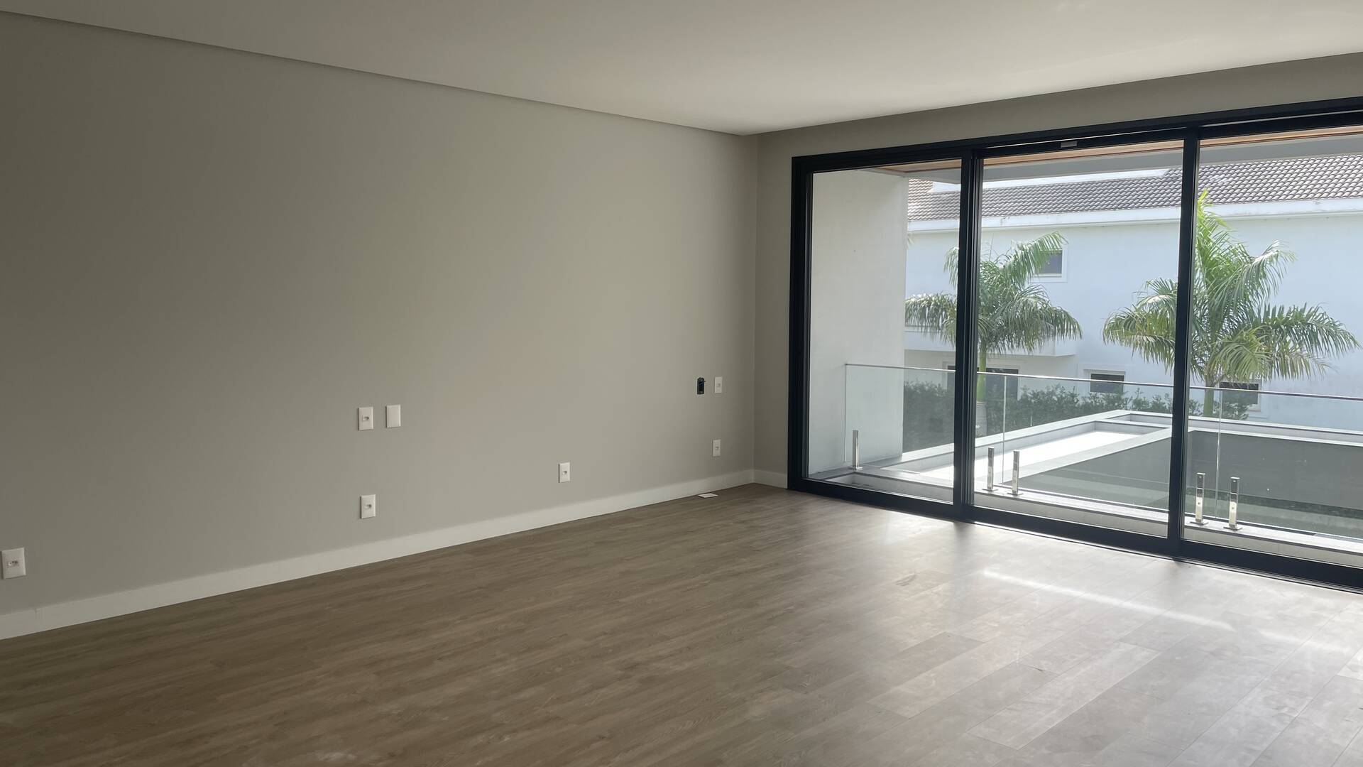 Casa à venda com 6 quartos, 1000m² - Foto 18