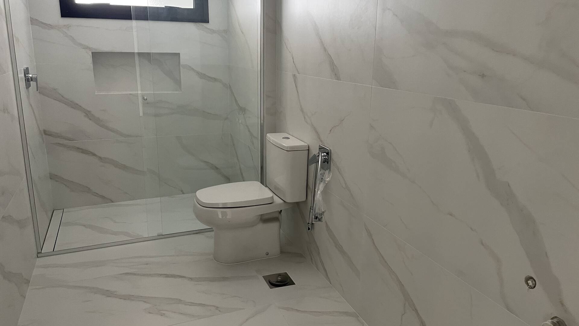 Casa à venda com 6 quartos, 1000m² - Foto 19