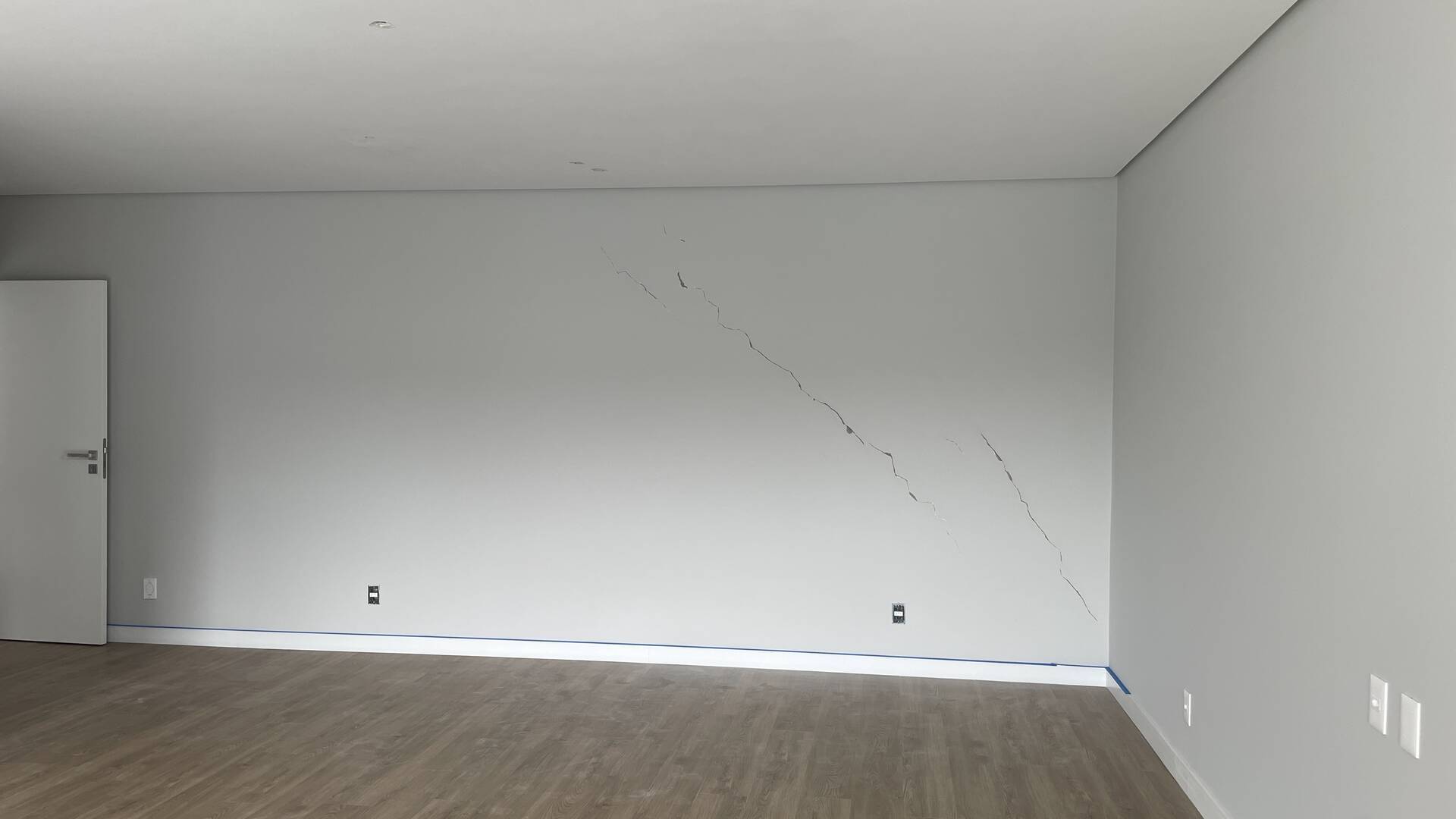 Casa à venda com 6 quartos, 1000m² - Foto 21