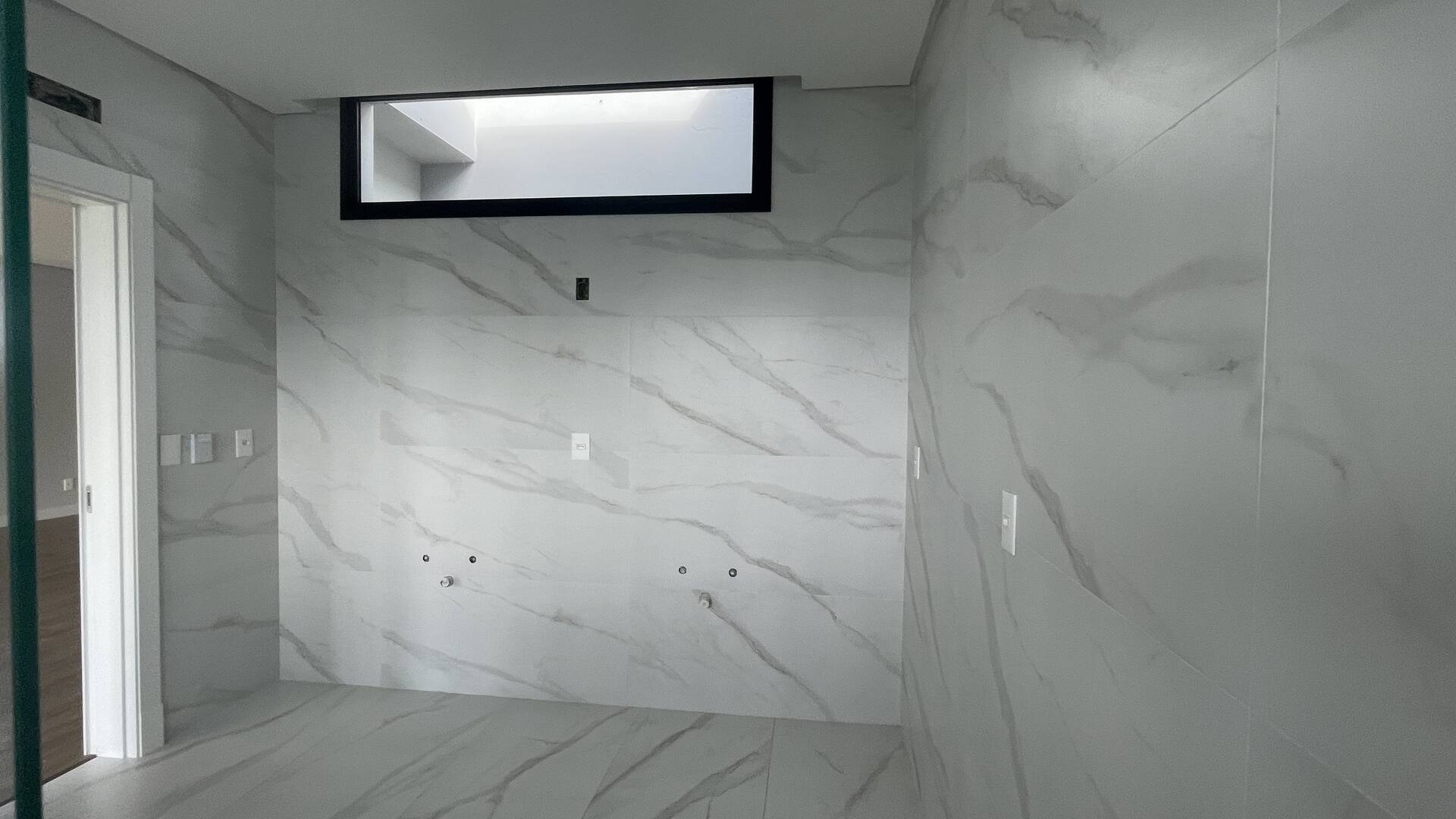 Casa à venda com 6 quartos, 1000m² - Foto 27