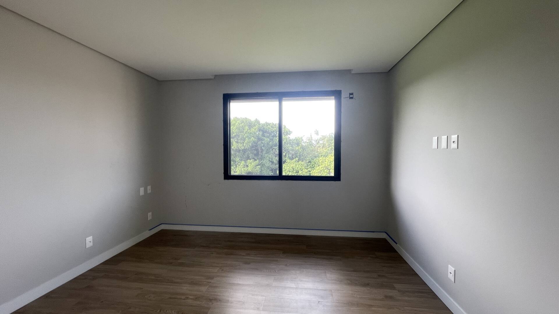 Casa à venda com 6 quartos, 1000m² - Foto 29