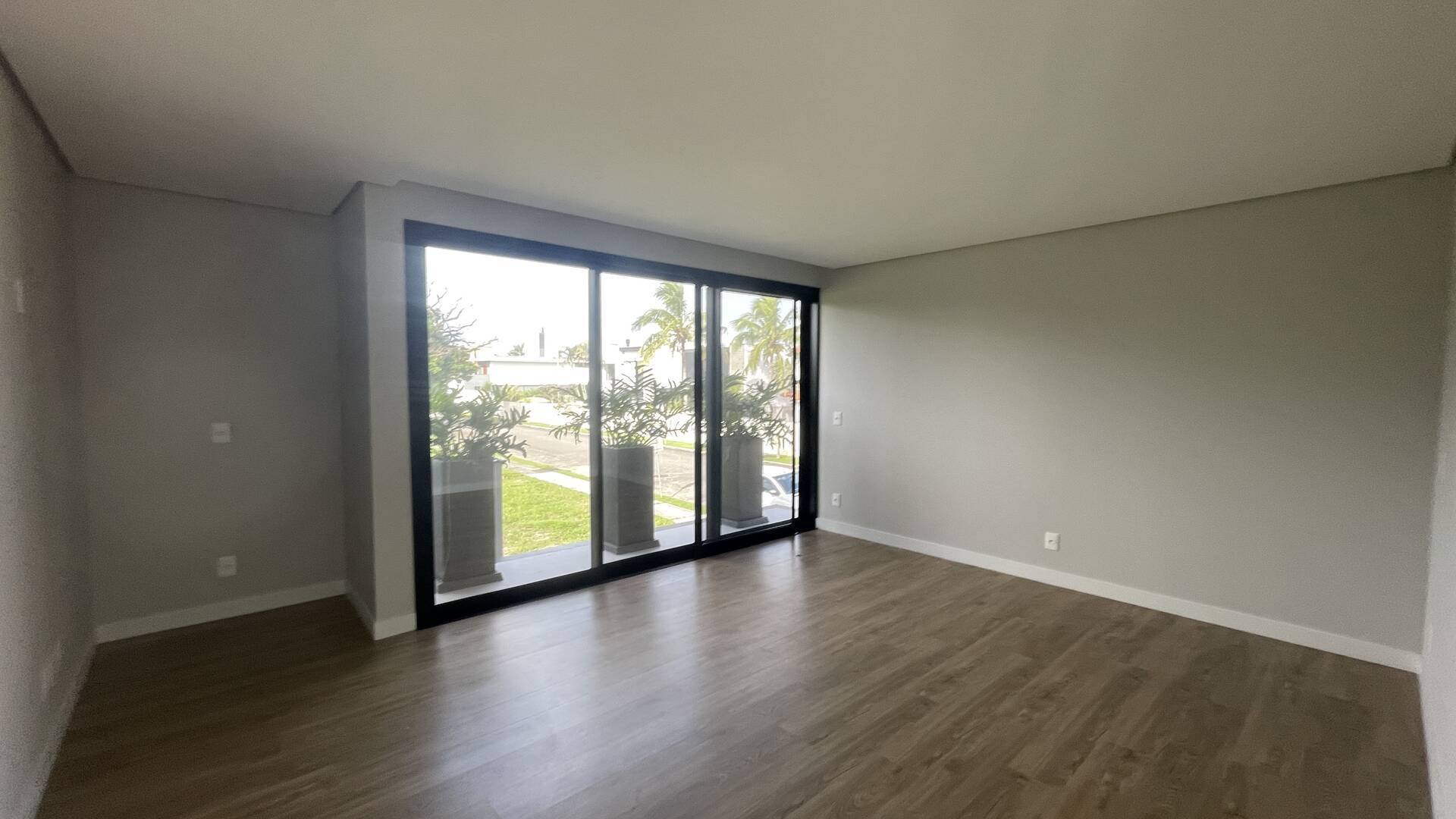 Casa à venda com 6 quartos, 1000m² - Foto 39