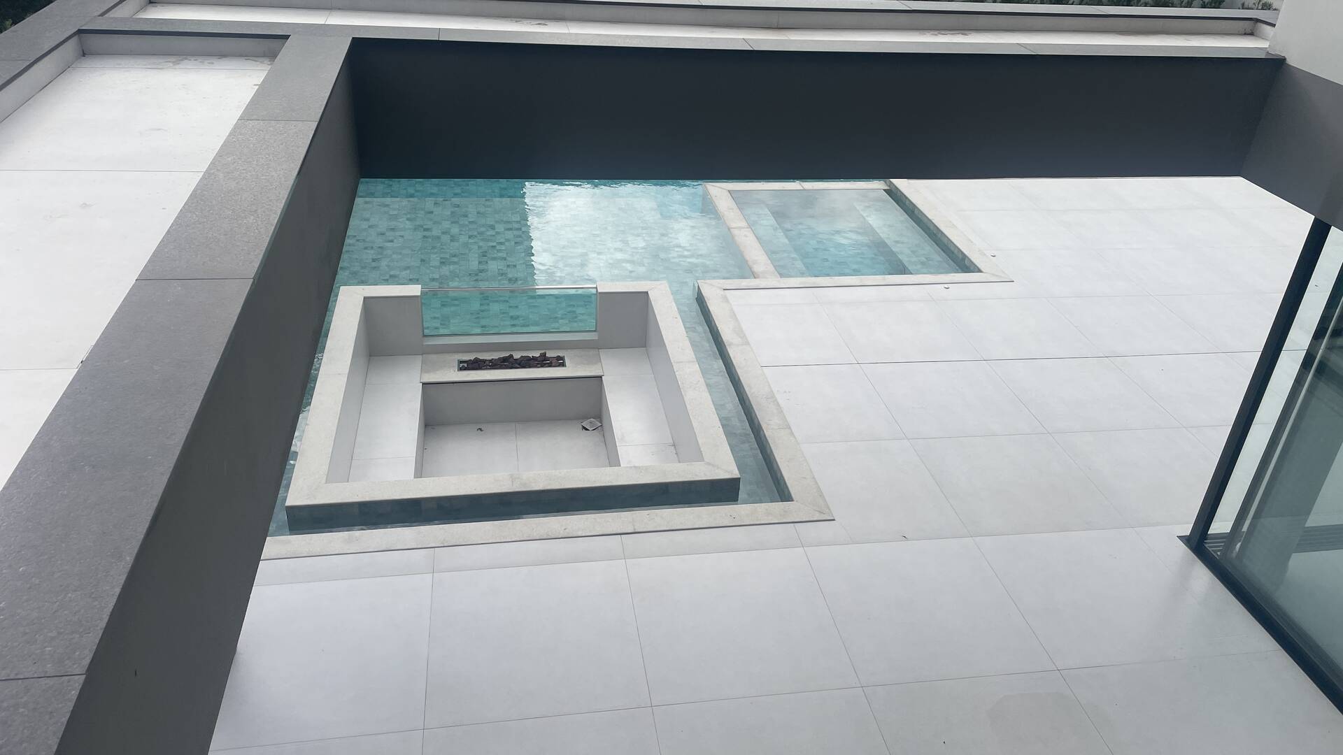 Casa à venda com 6 quartos, 1000m² - Foto 44