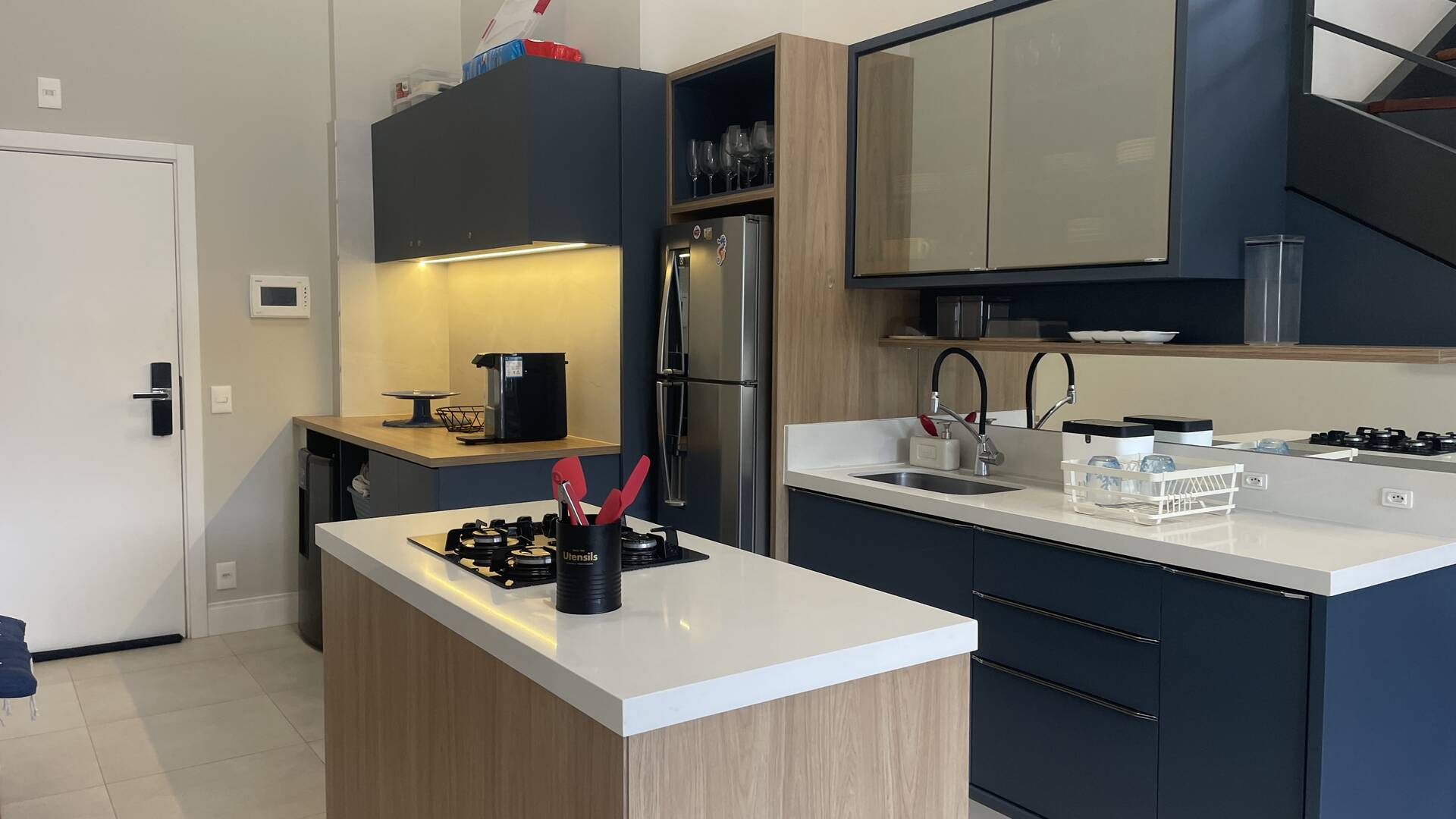 Apartamento à venda com 2 quartos, 135m² - Foto 1