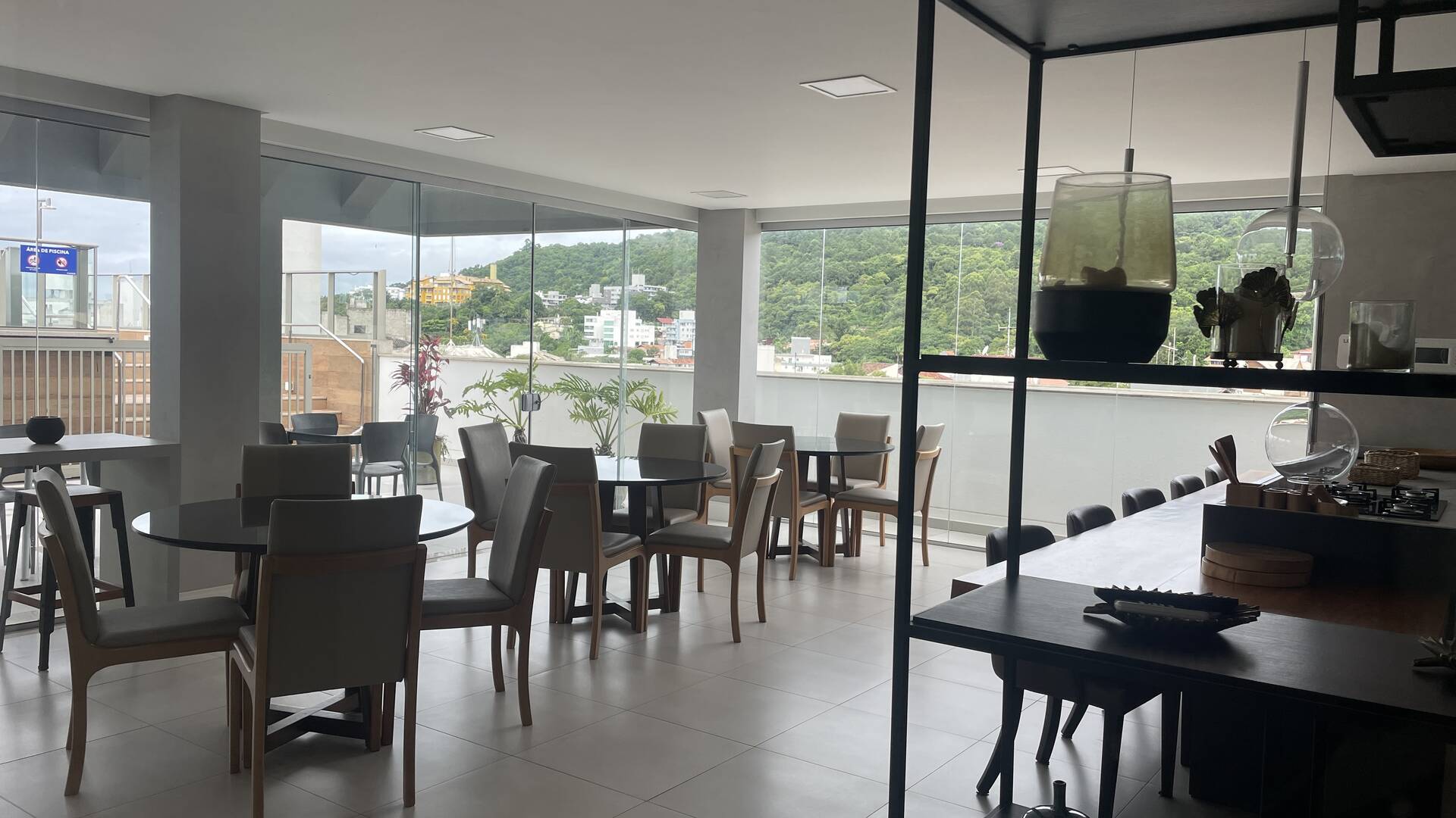 Apartamento à venda com 2 quartos, 135m² - Foto 24