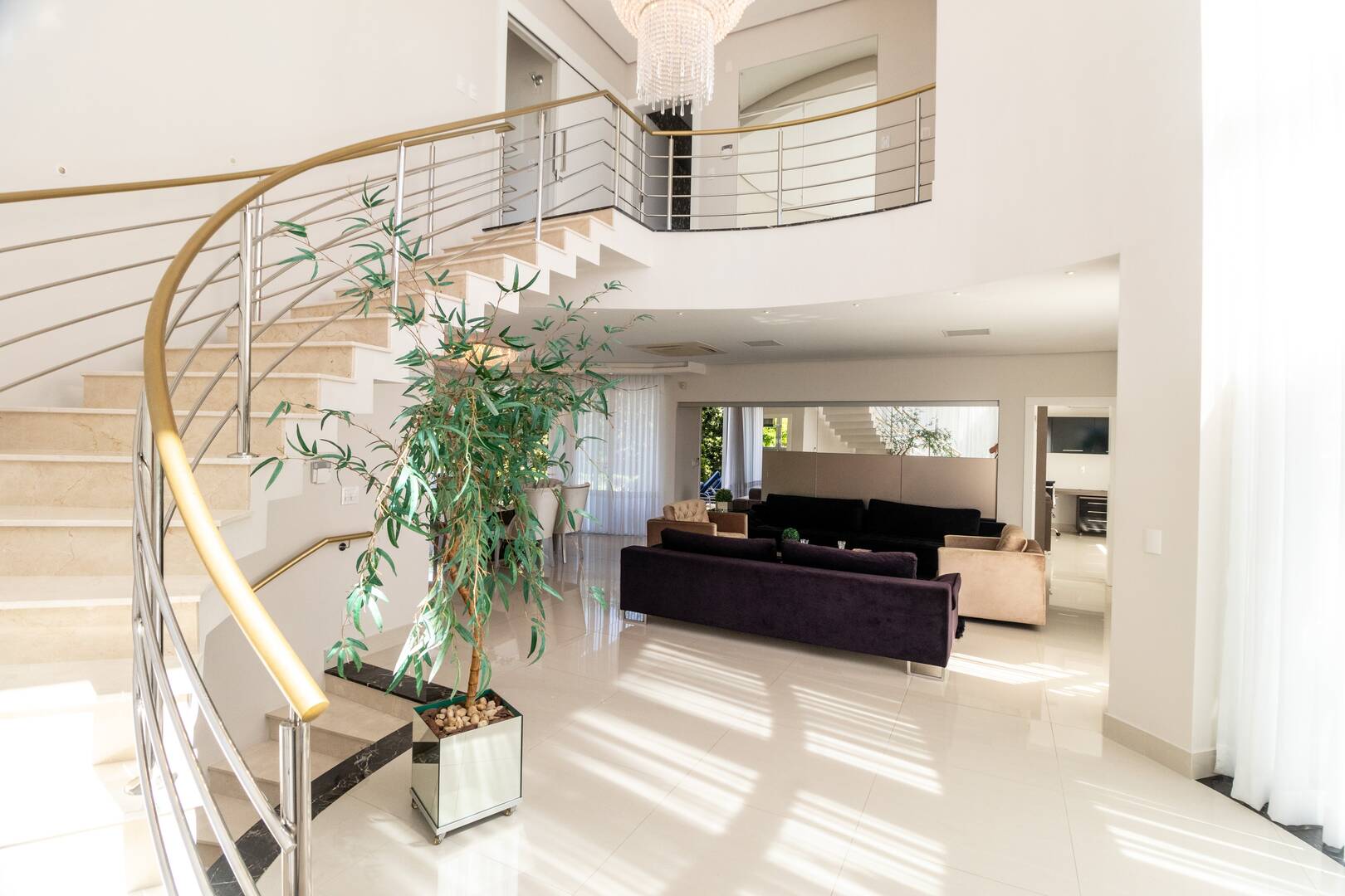 Casa à venda com 4 quartos, 470m² - Foto 4