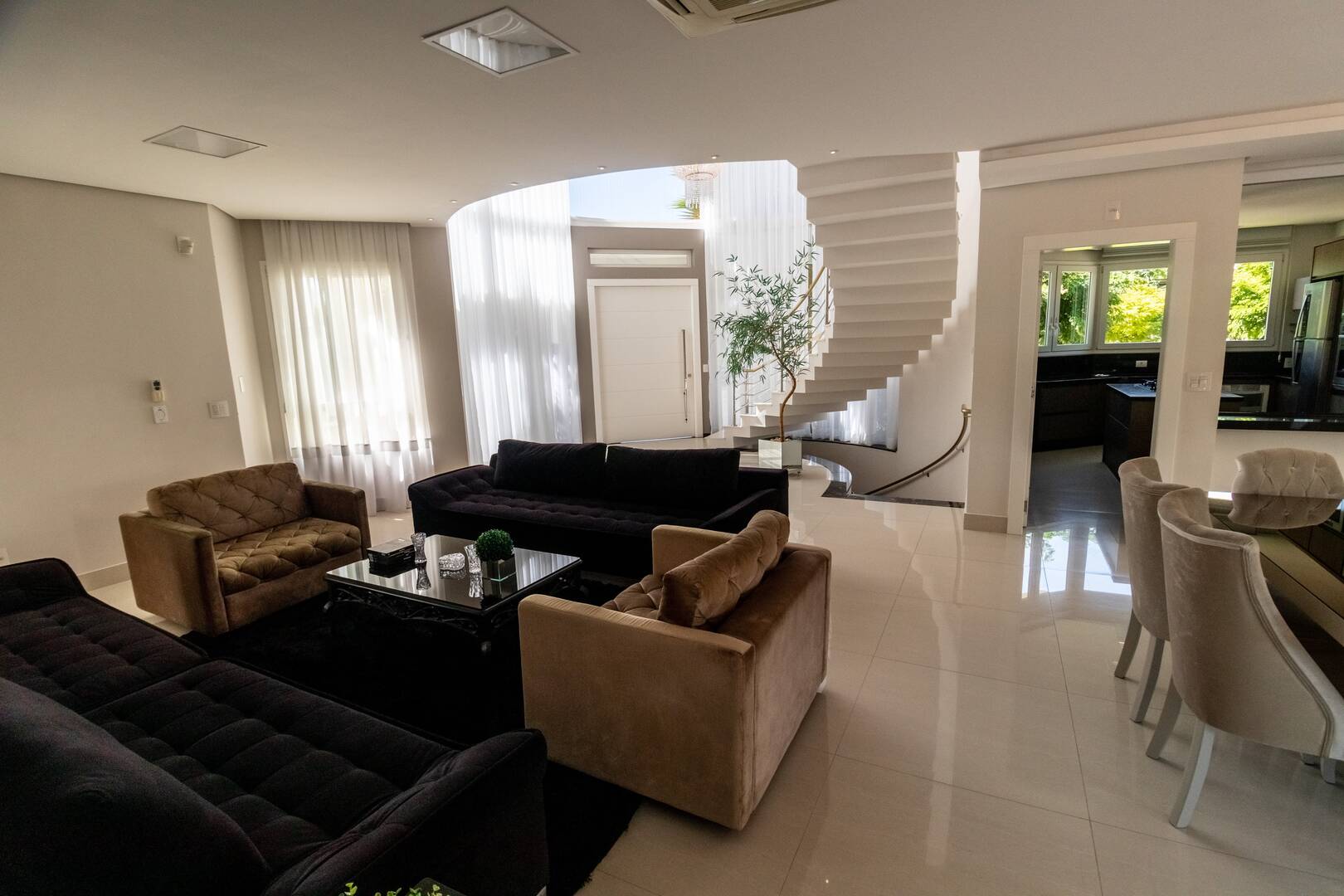 Casa à venda com 4 quartos, 470m² - Foto 10