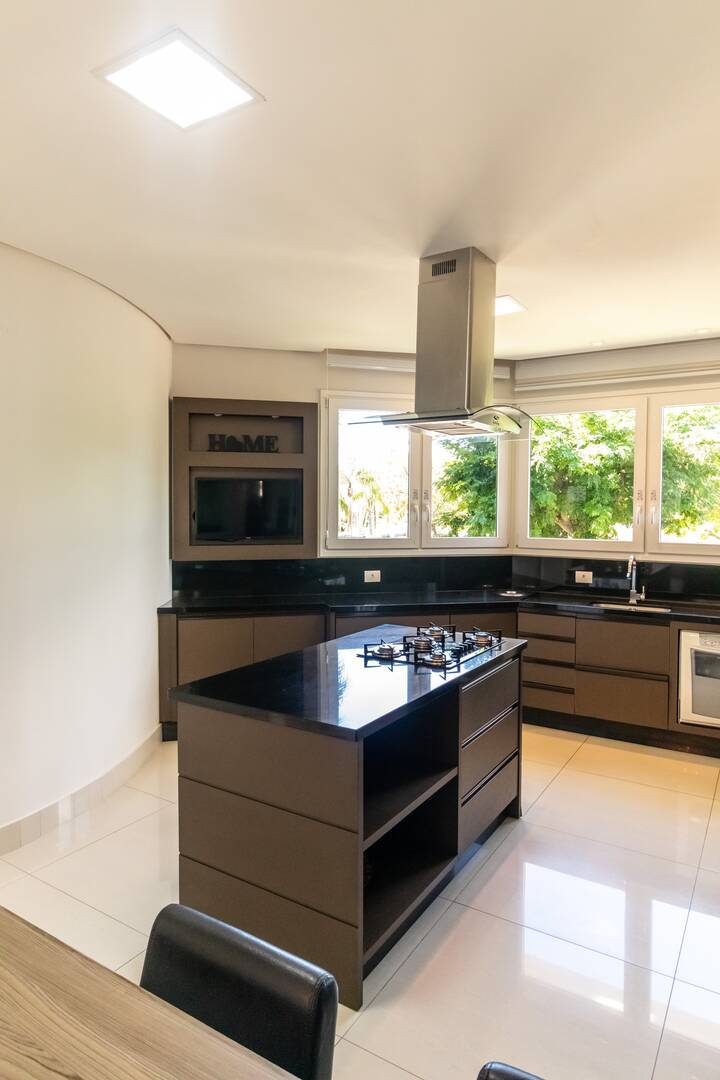 Casa à venda com 4 quartos, 470m² - Foto 14