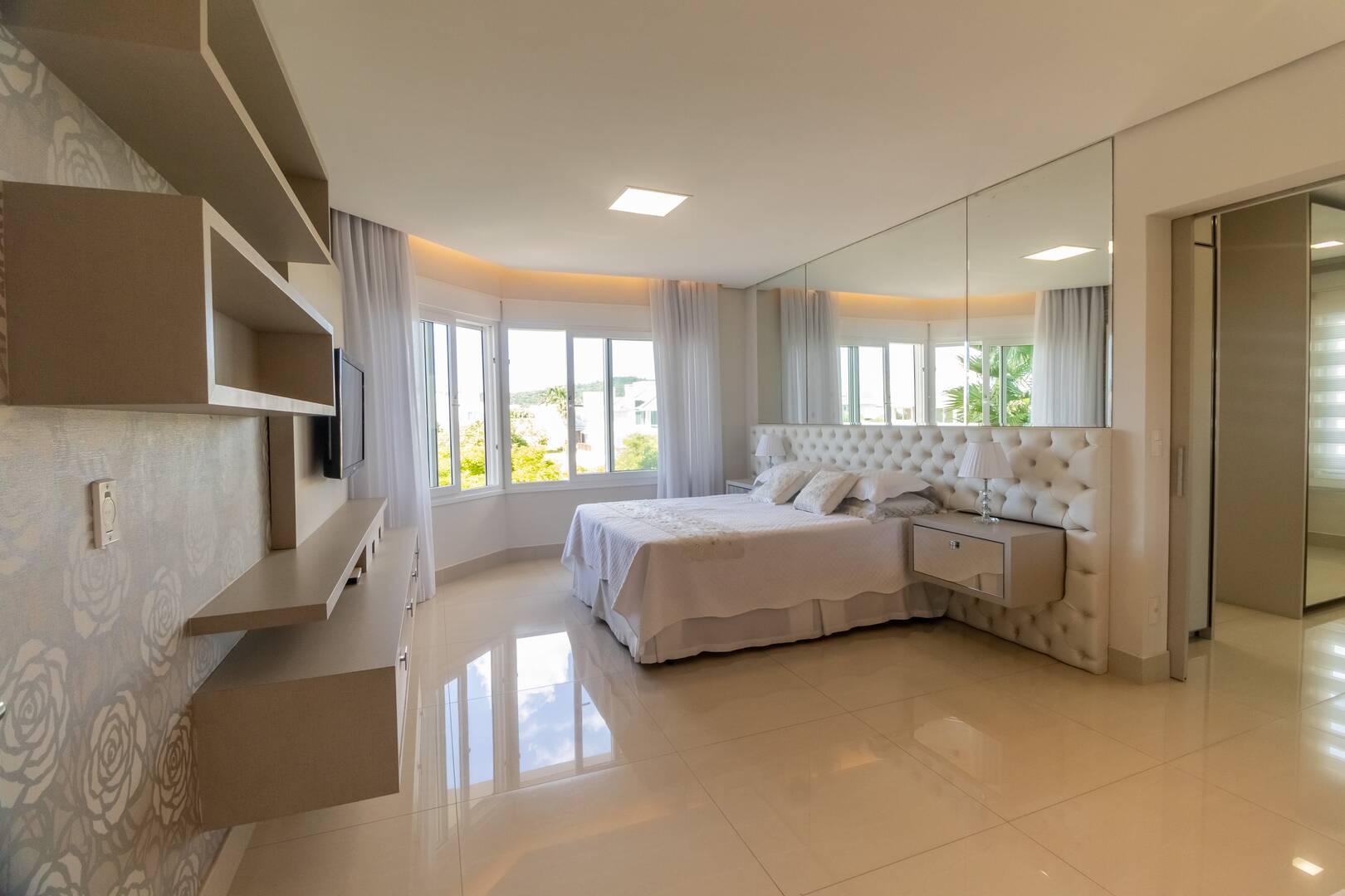 Casa à venda com 4 quartos, 470m² - Foto 18