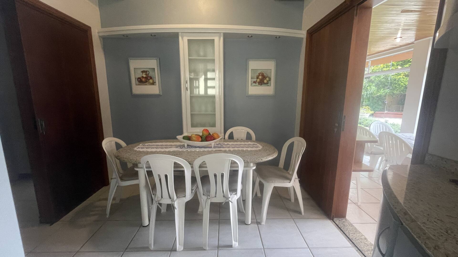 Casa à venda com 4 quartos, 350m² - Foto 10