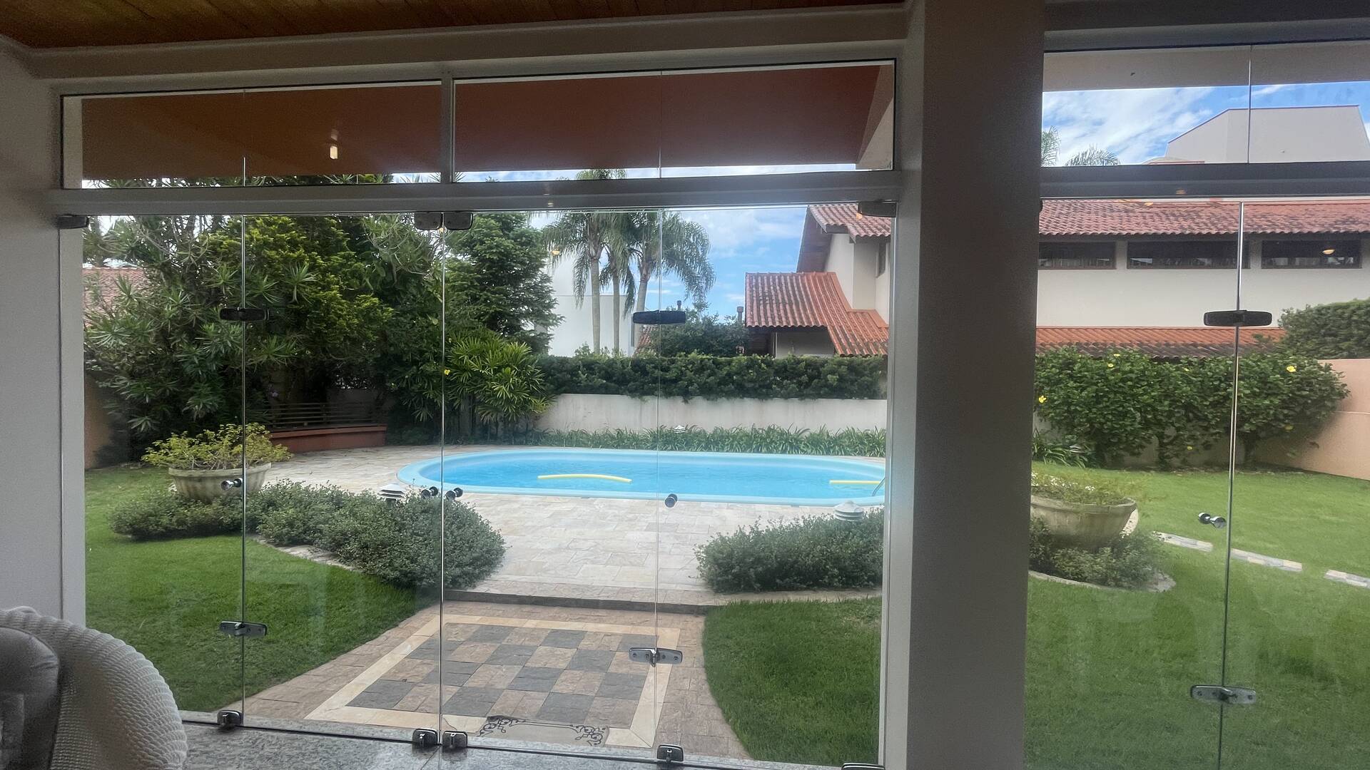 Casa à venda com 4 quartos, 350m² - Foto 14