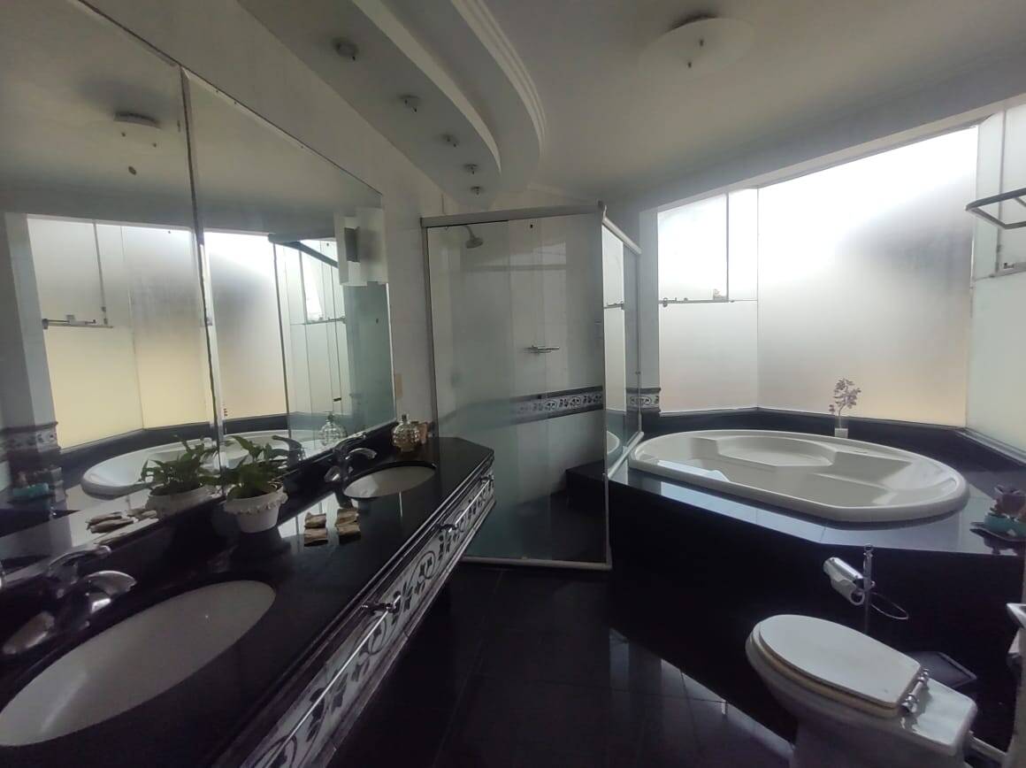 Casa, 4 quartos, 470 m² - Foto 23