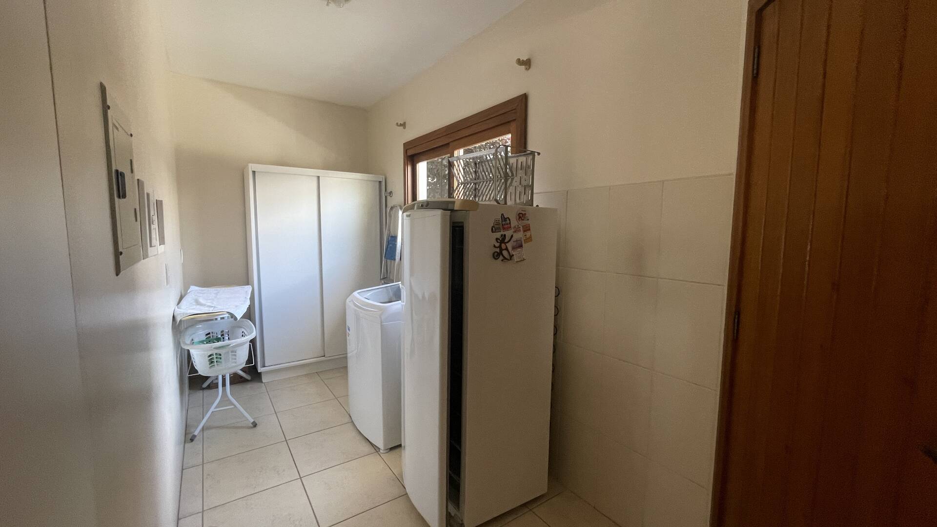 Casa para alugar com 4 quartos, 290m² - Foto 7