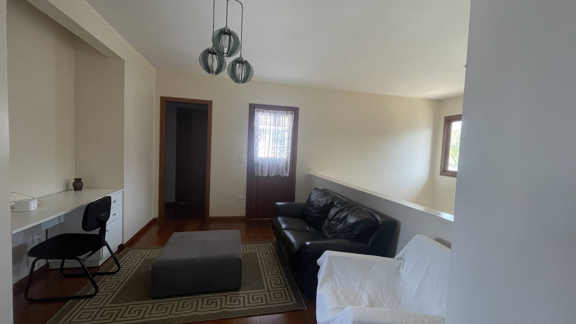 Casa para alugar com 4 quartos, 290m² - Foto 19