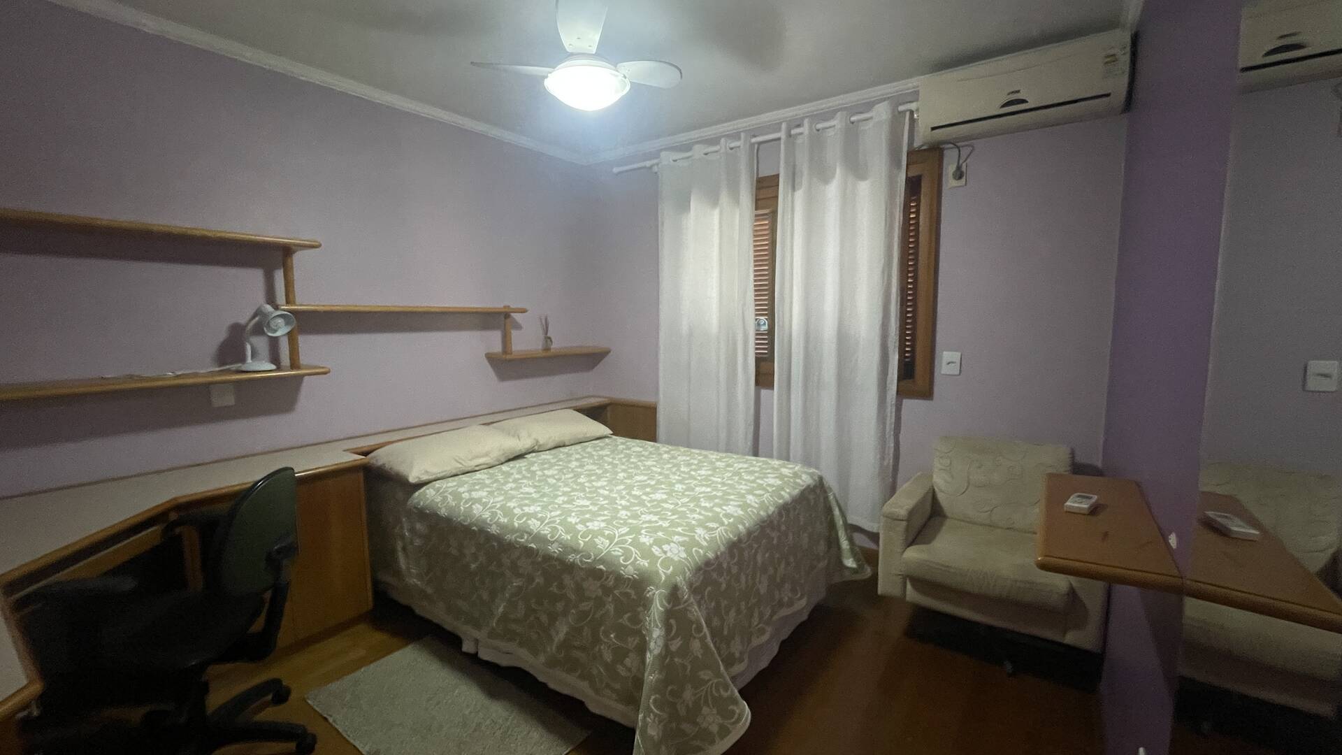 Casa para alugar com 4 quartos, 290m² - Foto 21