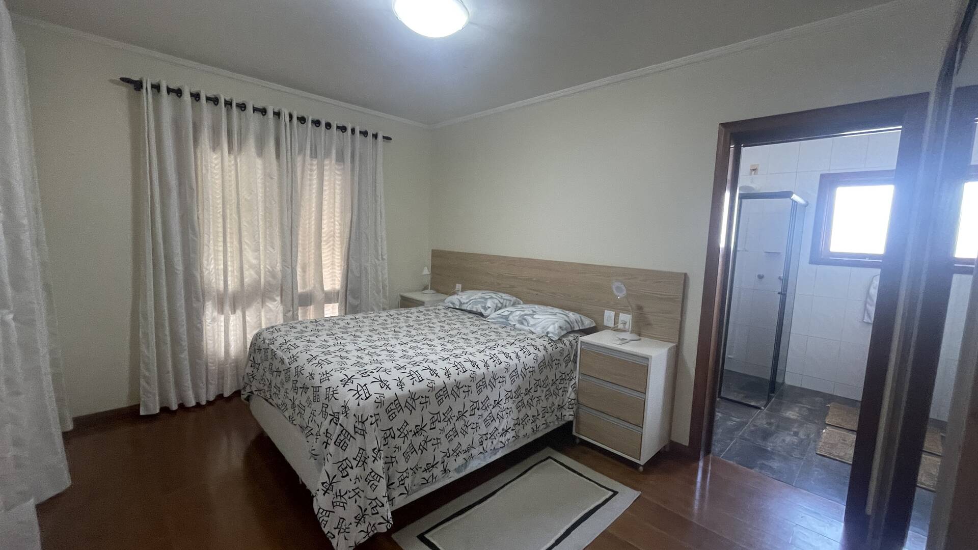 Casa para alugar com 4 quartos, 290m² - Foto 30