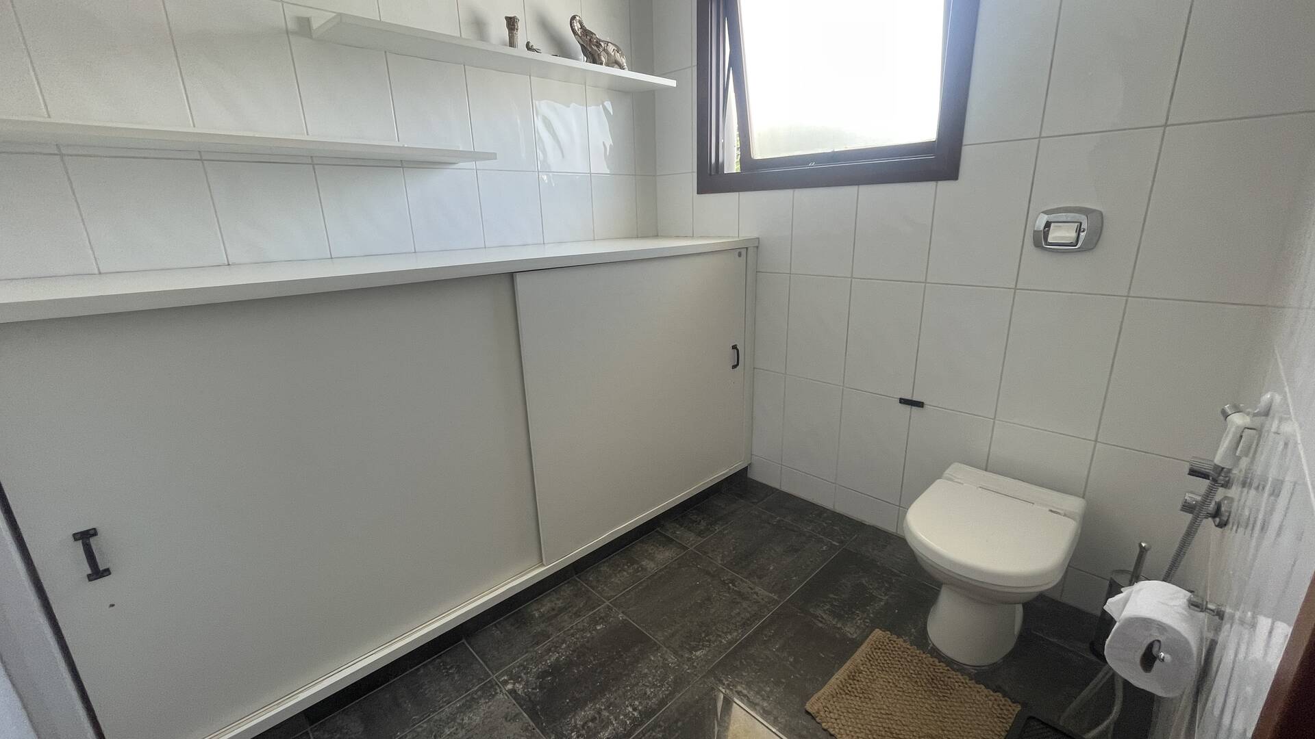 Casa para alugar com 4 quartos, 290m² - Foto 34