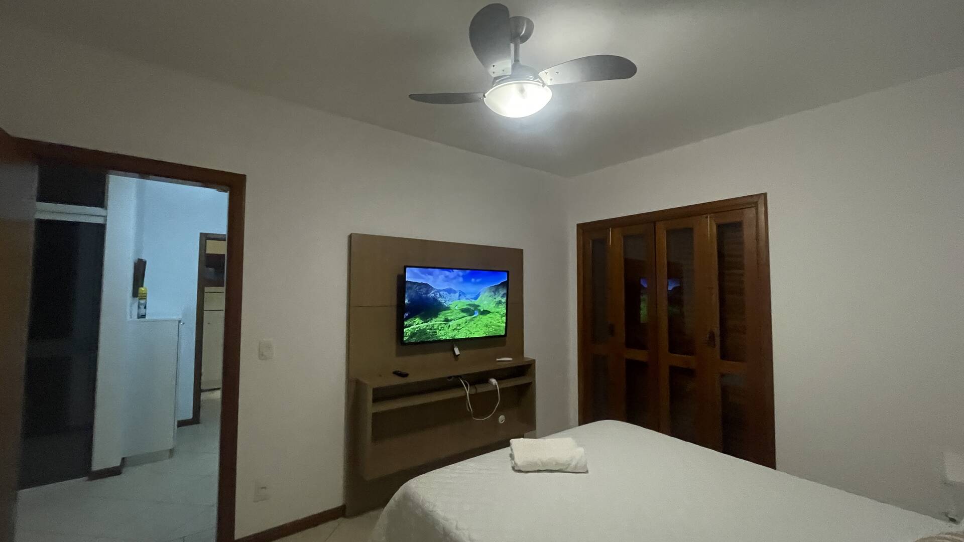 Casa para alugar com 6 quartos, 232m² - Foto 21