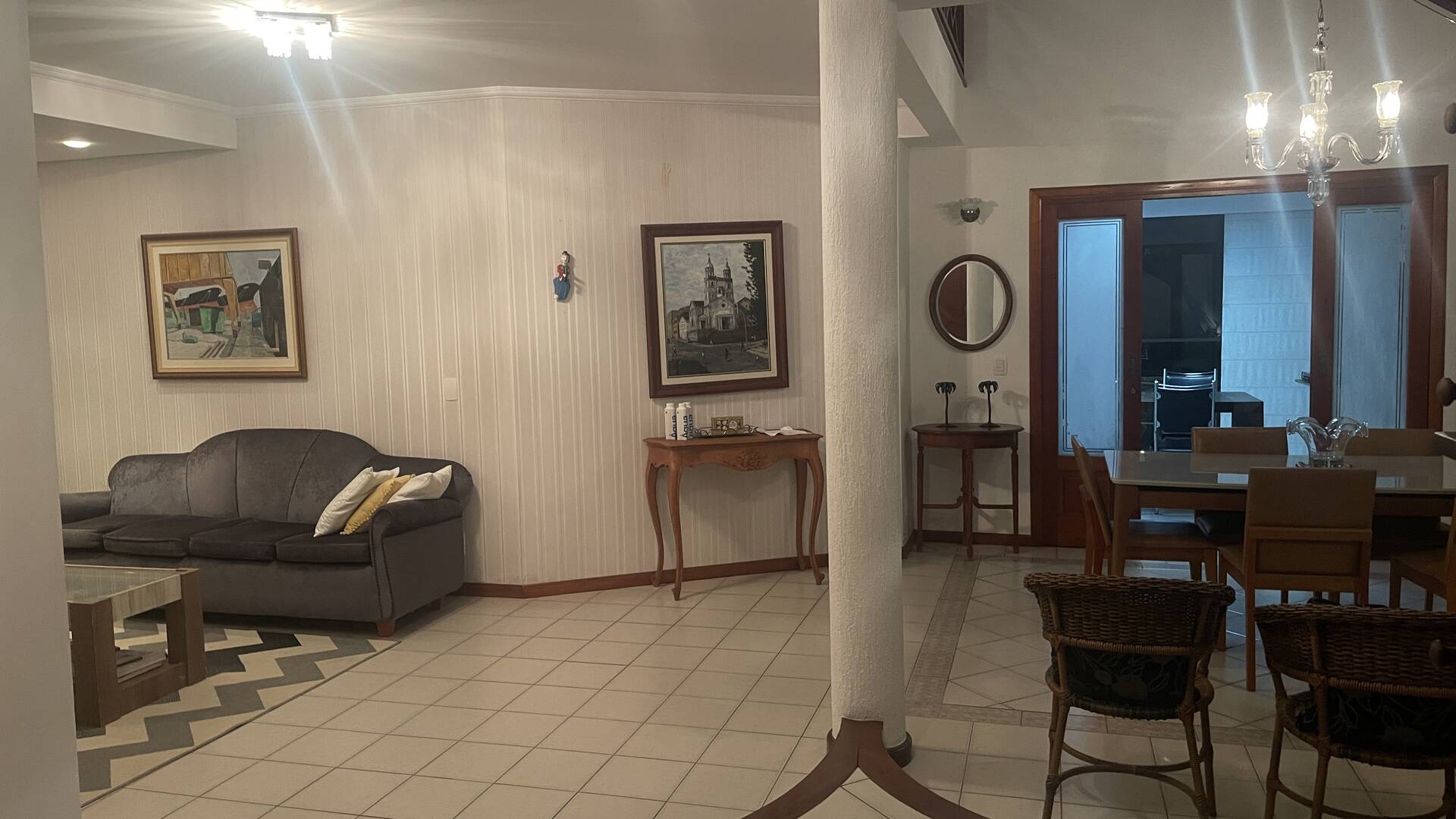 Casa para alugar com 6 quartos, 232m² - Foto 4