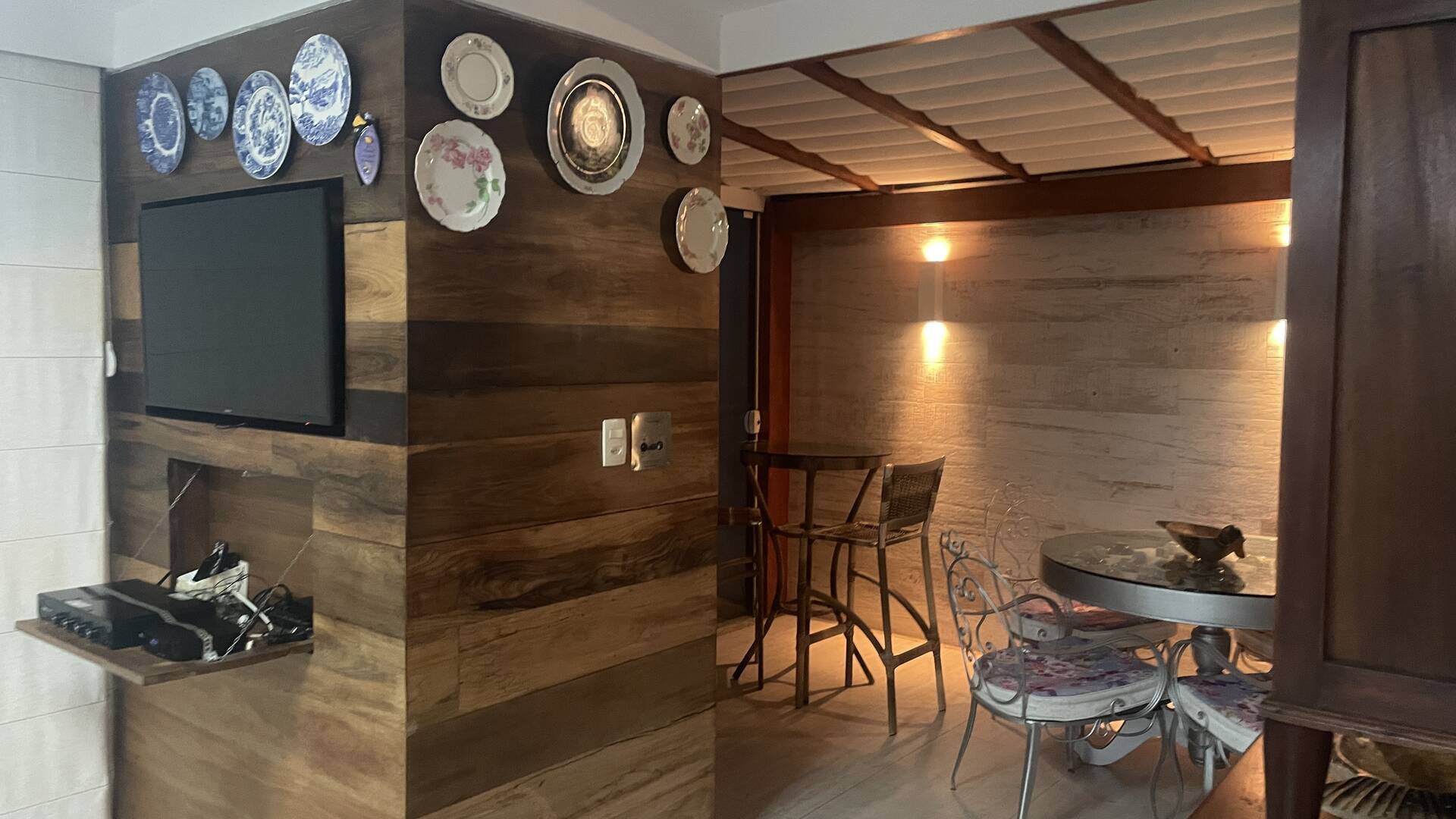 Casa para alugar com 6 quartos, 232m² - Foto 5
