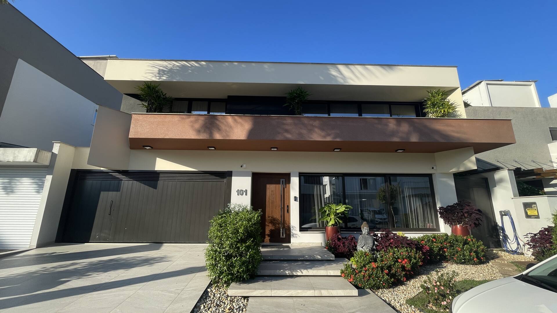 Casa à venda com 5 quartos, 536m² - Foto 1