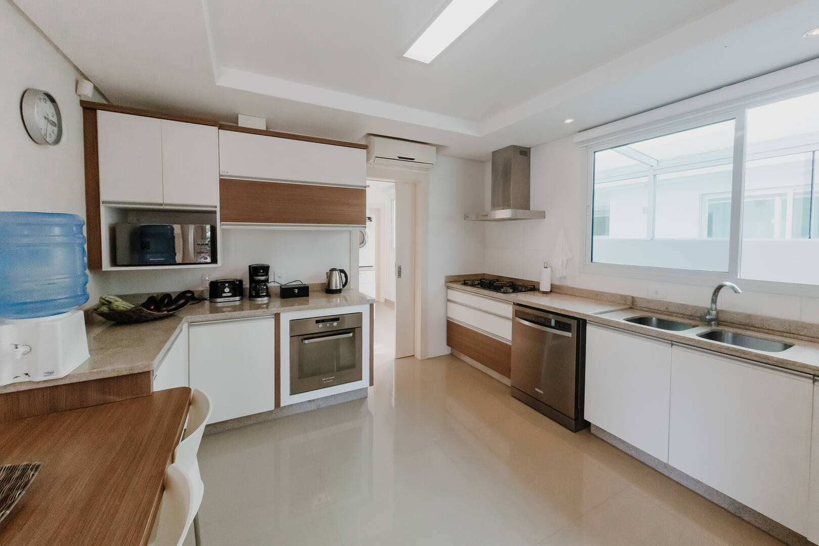 Casa para alugar com 5 quartos, 529m² - Foto 10