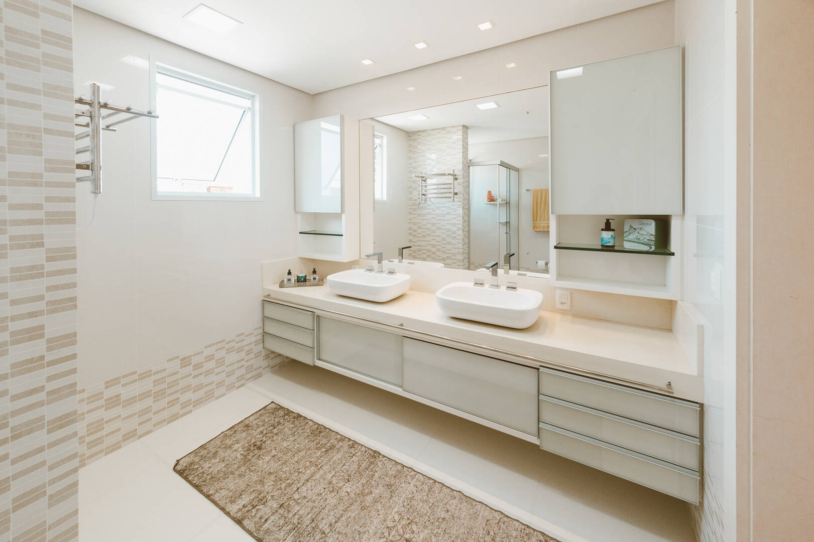 Casa para alugar com 5 quartos, 529m² - Foto 28