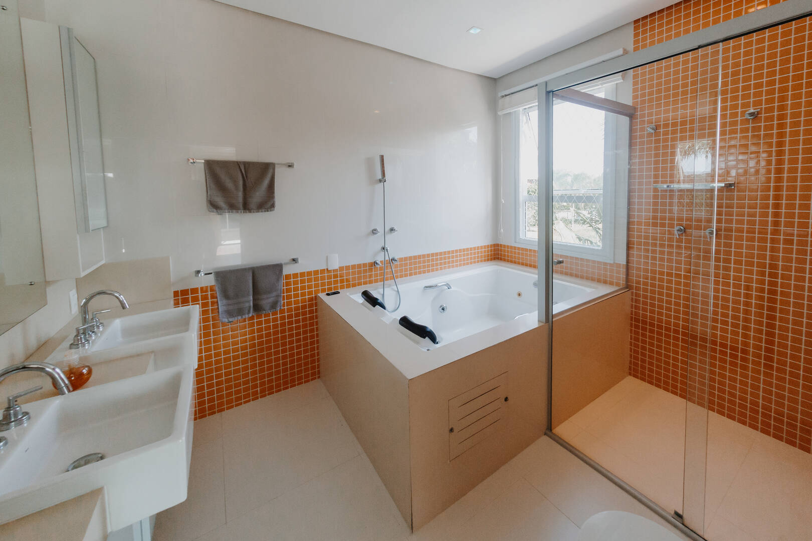 Casa para alugar com 5 quartos, 529m² - Foto 37