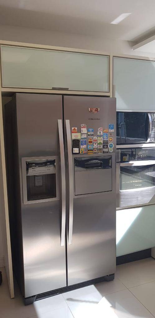 Casa para alugar com 4 quartos, 280m² - Foto 5