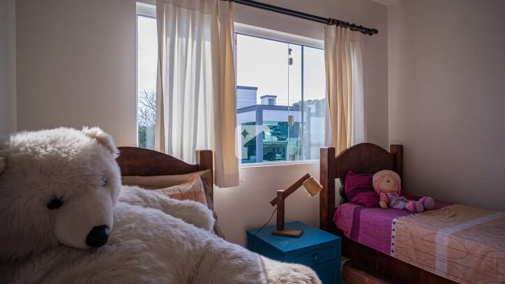 Casa de Condomínio à venda com 4 quartos, 388m² - Foto 2