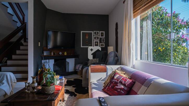 Casa de Condomínio à venda com 4 quartos, 388m² - Foto 6