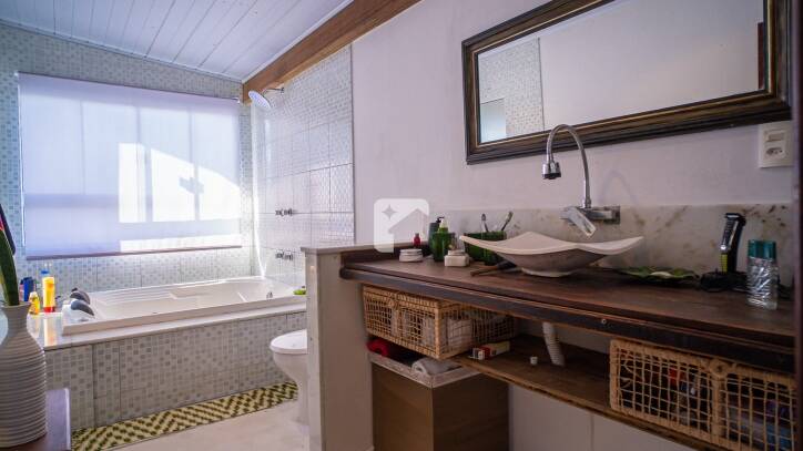Casa de Condomínio à venda com 4 quartos, 388m² - Foto 35