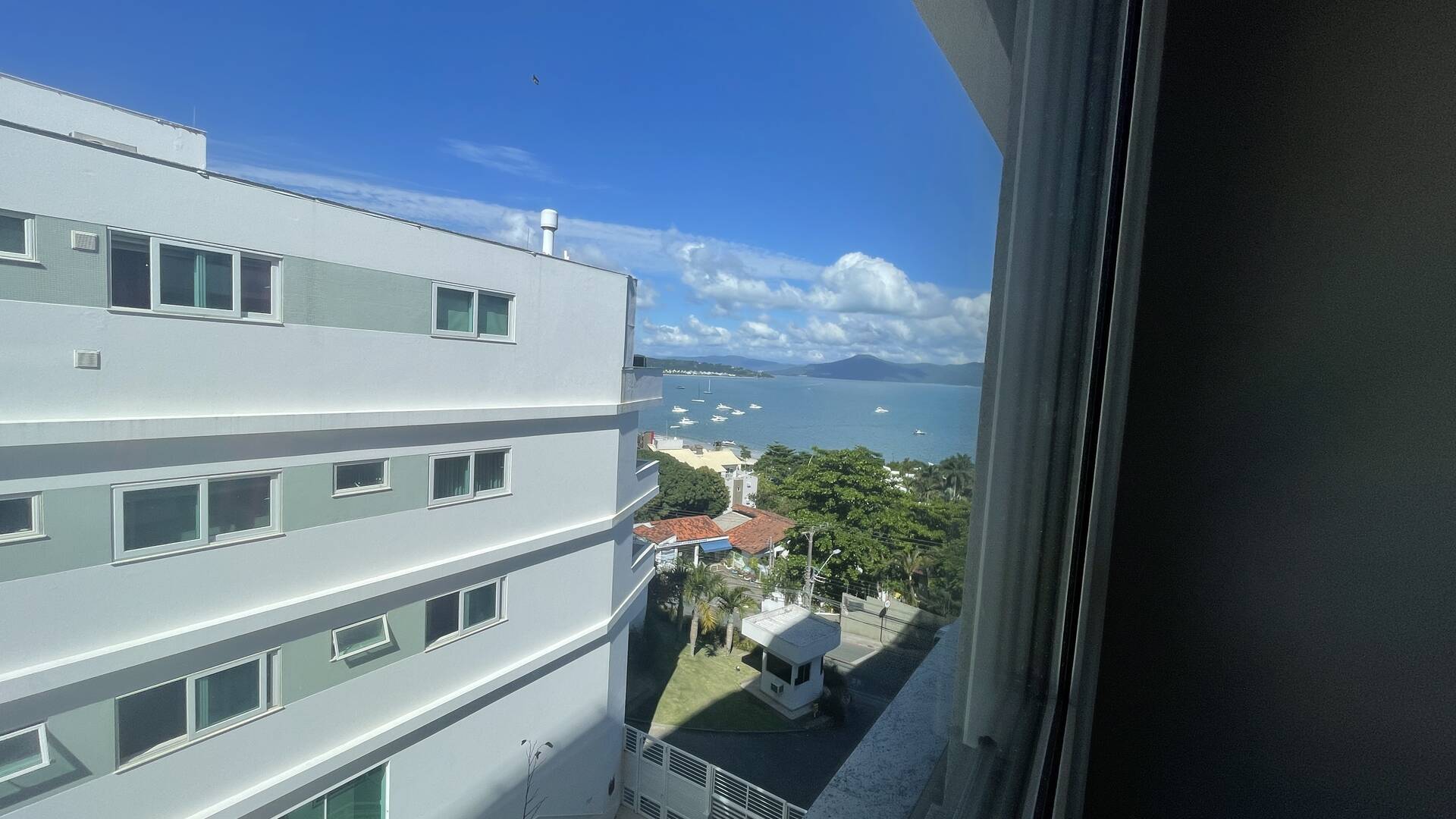 Apartamento para alugar com 3 quartos, 141m² - Foto 18