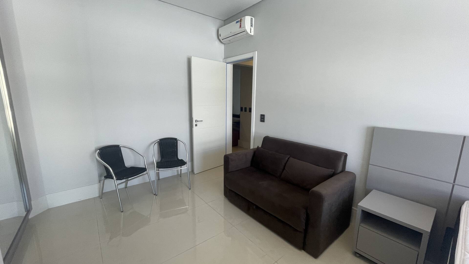 Apartamento para alugar com 3 quartos, 141m² - Foto 20