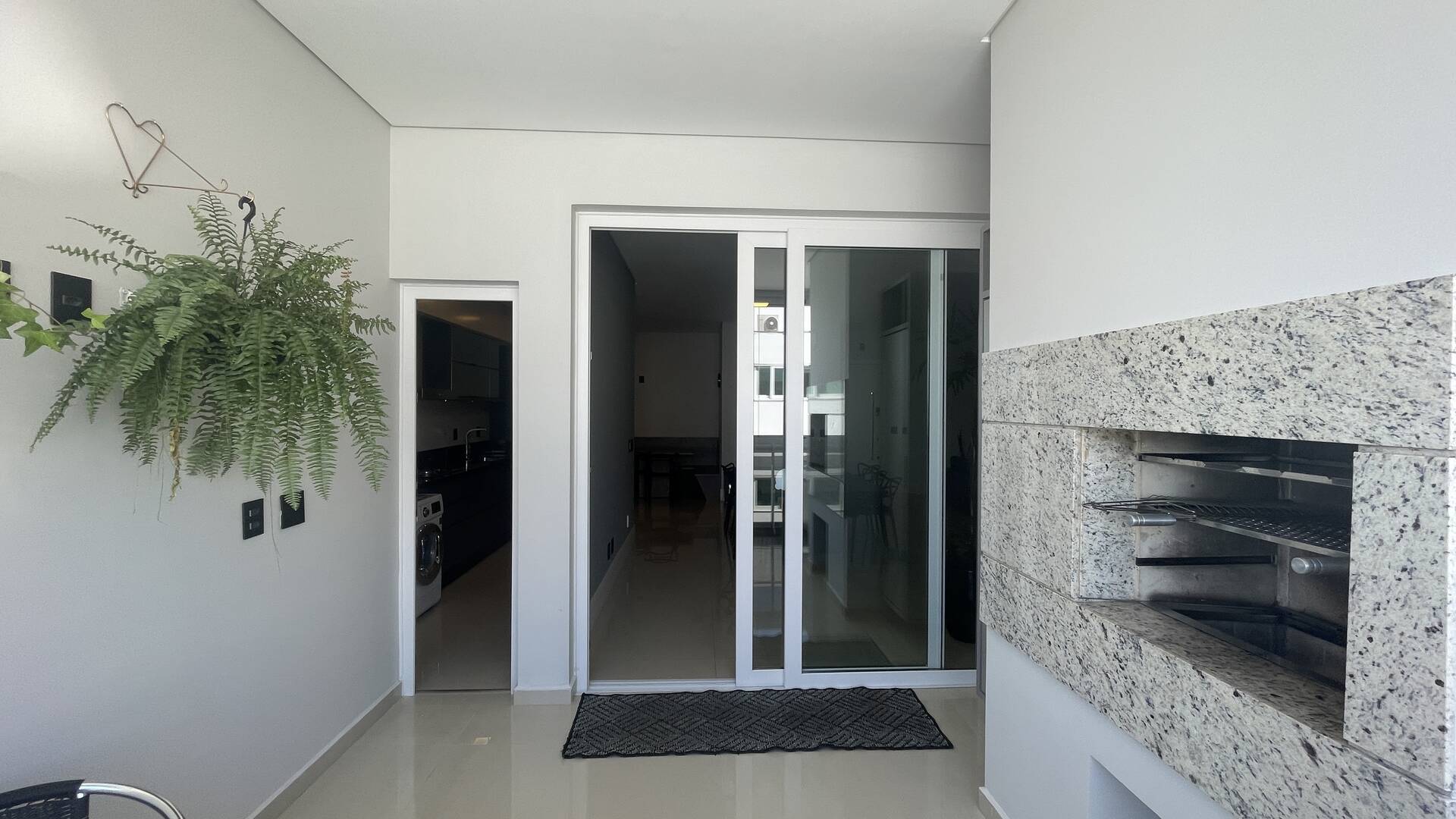 Apartamento para alugar com 3 quartos, 141m² - Foto 33