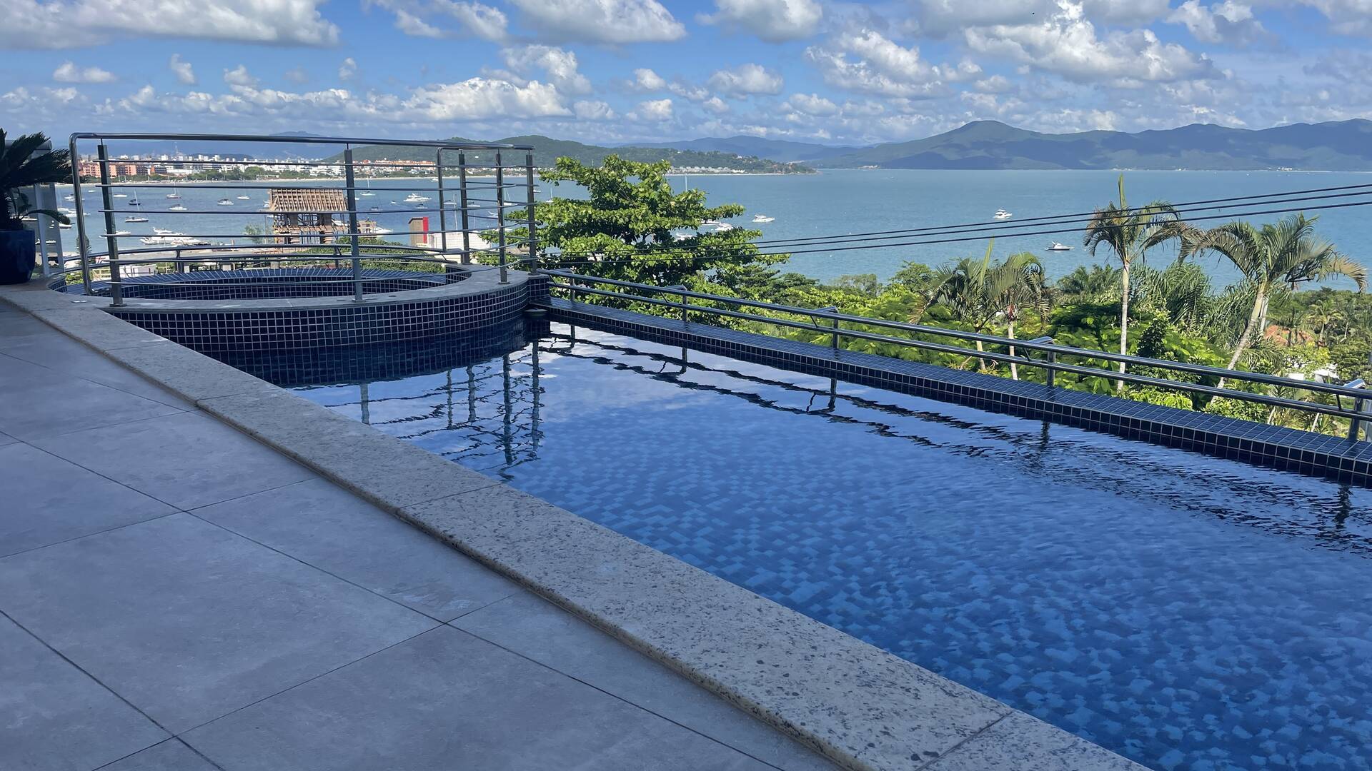 Apartamento para alugar com 3 quartos, 141m² - Foto 44